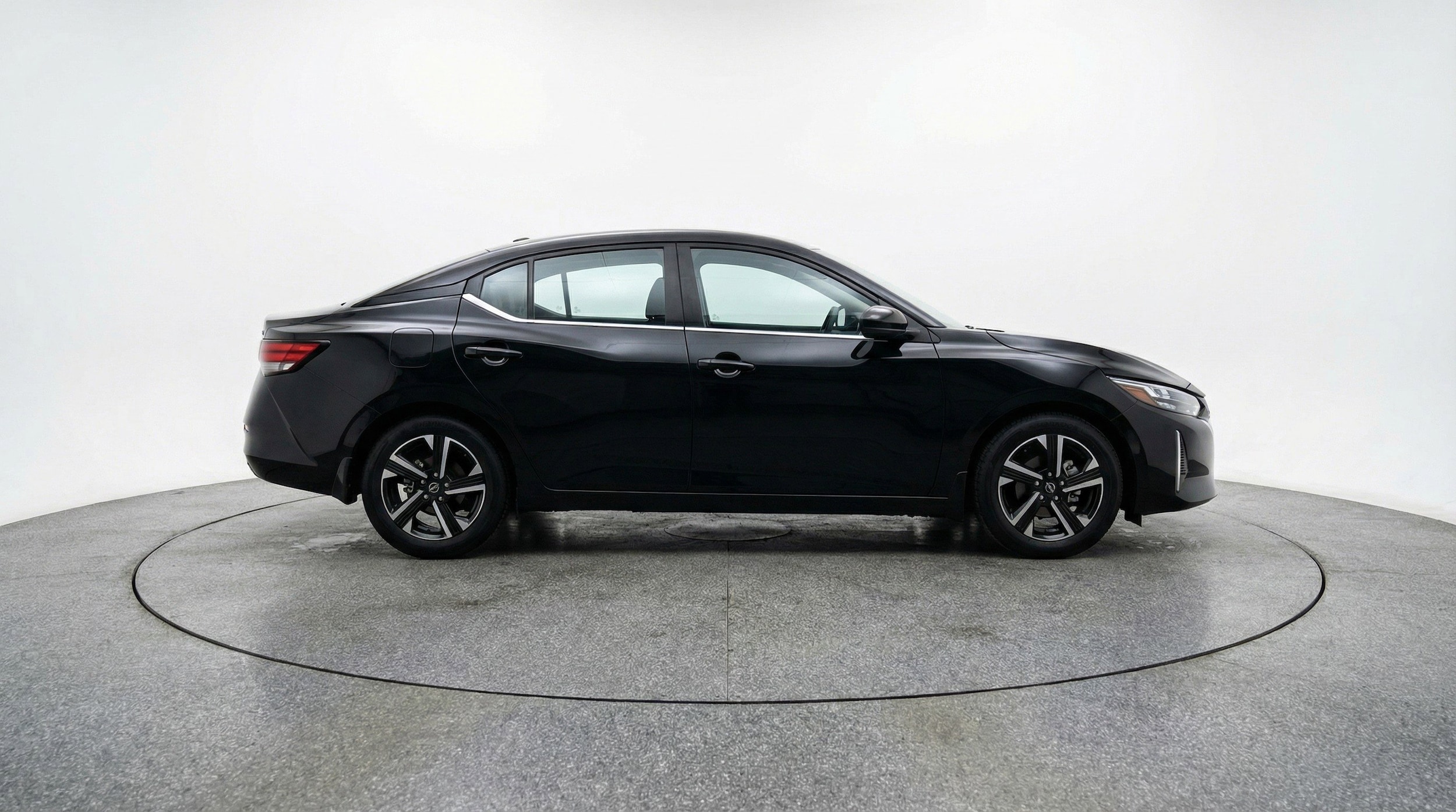 Thumbnail: 2025 Nissan Sentra - 11