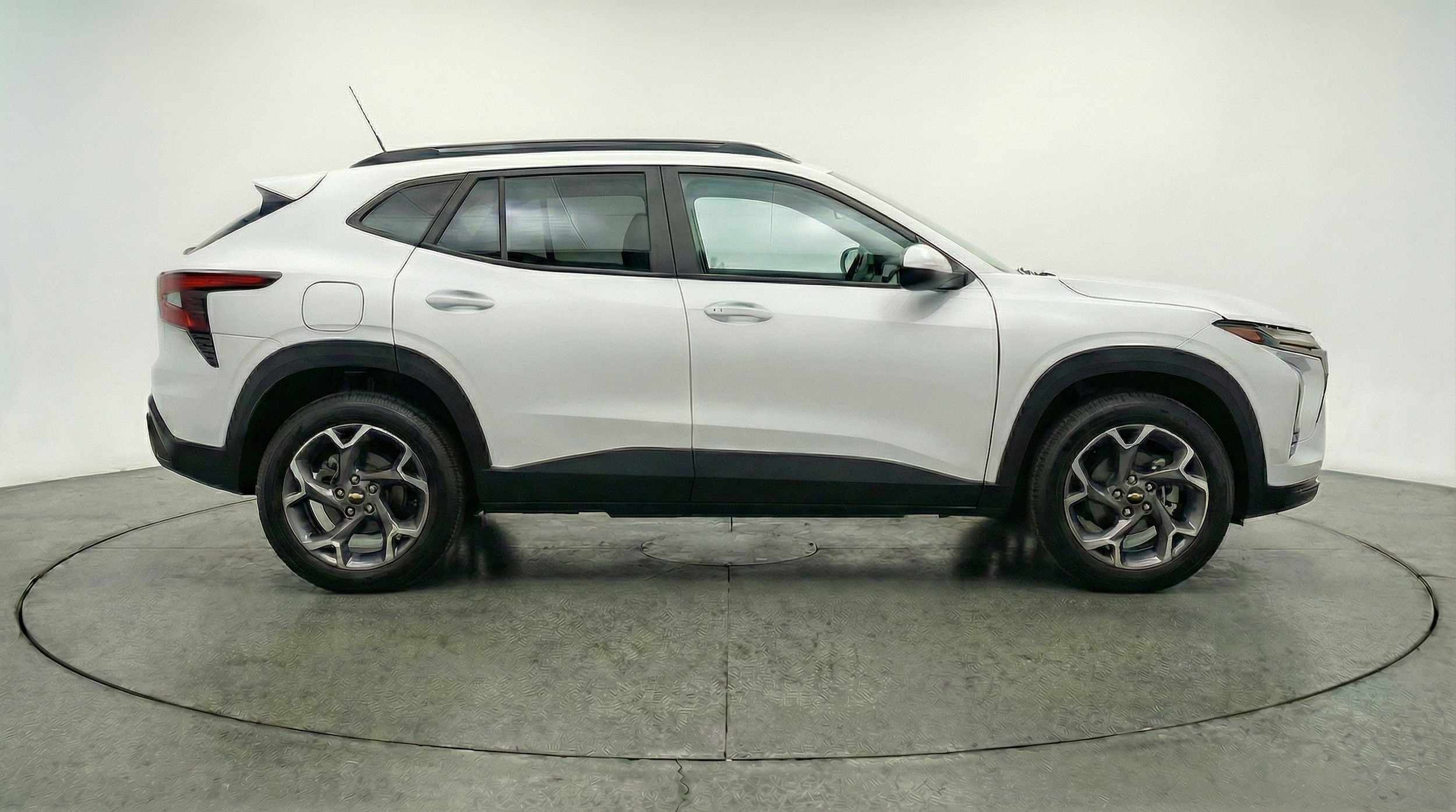 Thumbnail: 2025 Chevrolet Trax - 11