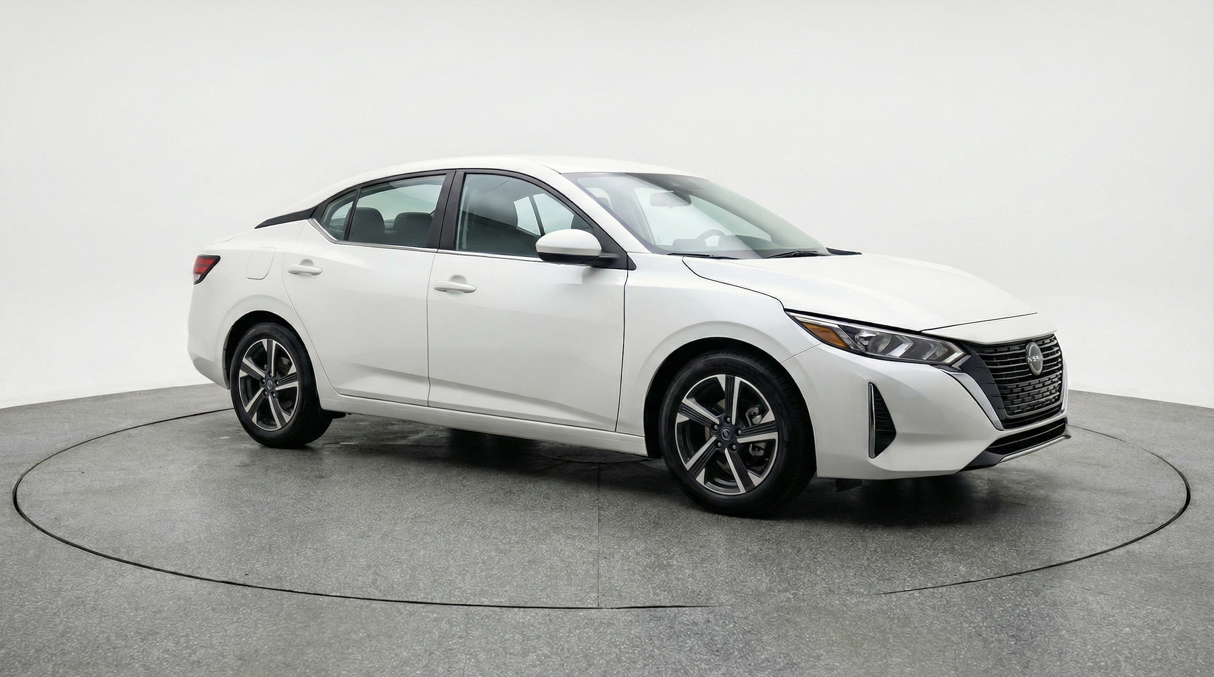 Thumbnail: 2025 Nissan Sentra - 1