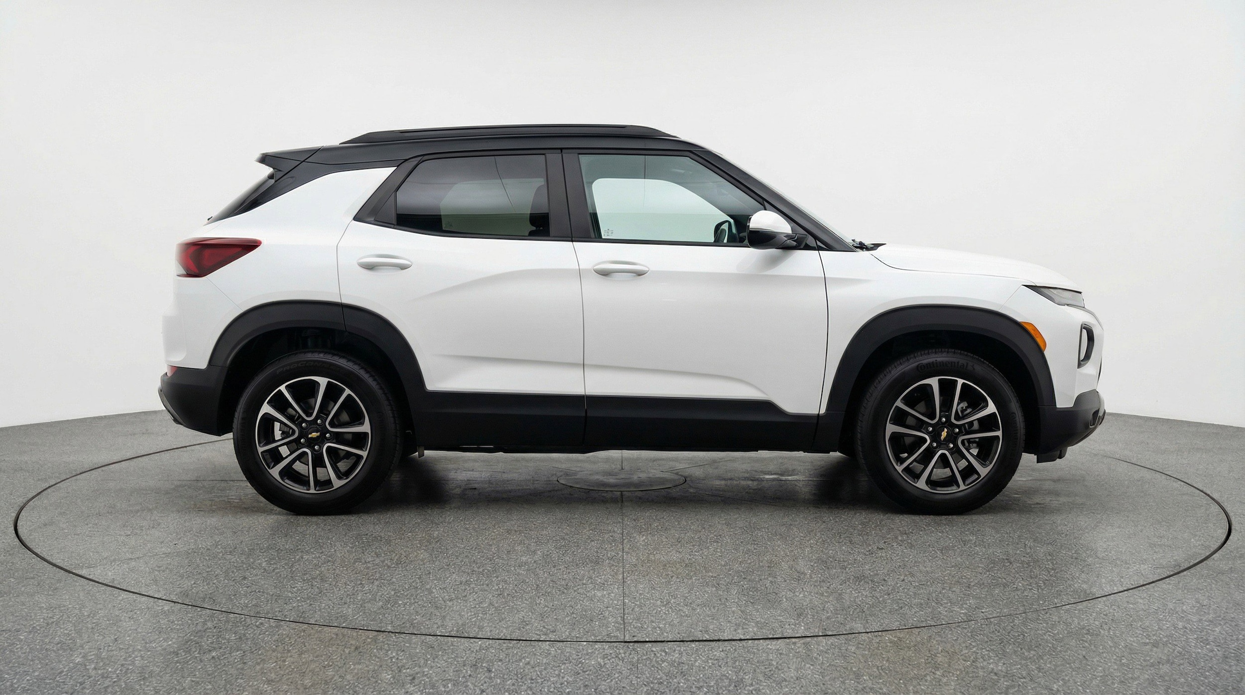 Thumbnail: 2025 Chevrolet TrailBlazer - 11