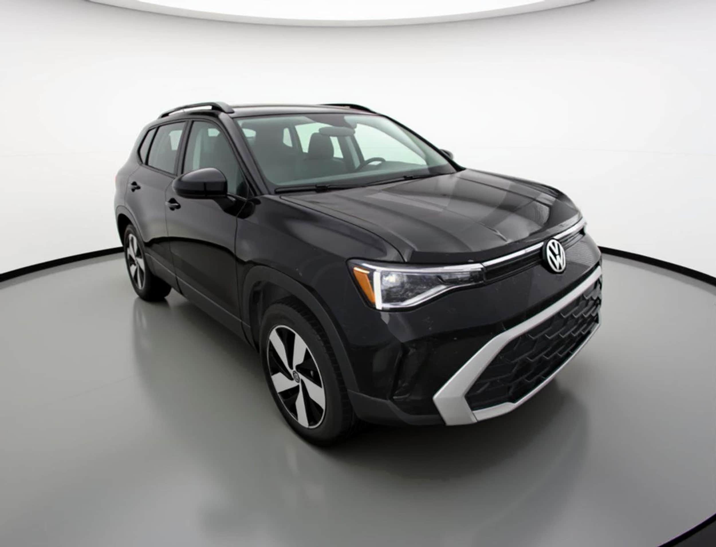 Thumbnail: 2025 Volkswagen Taos - 1