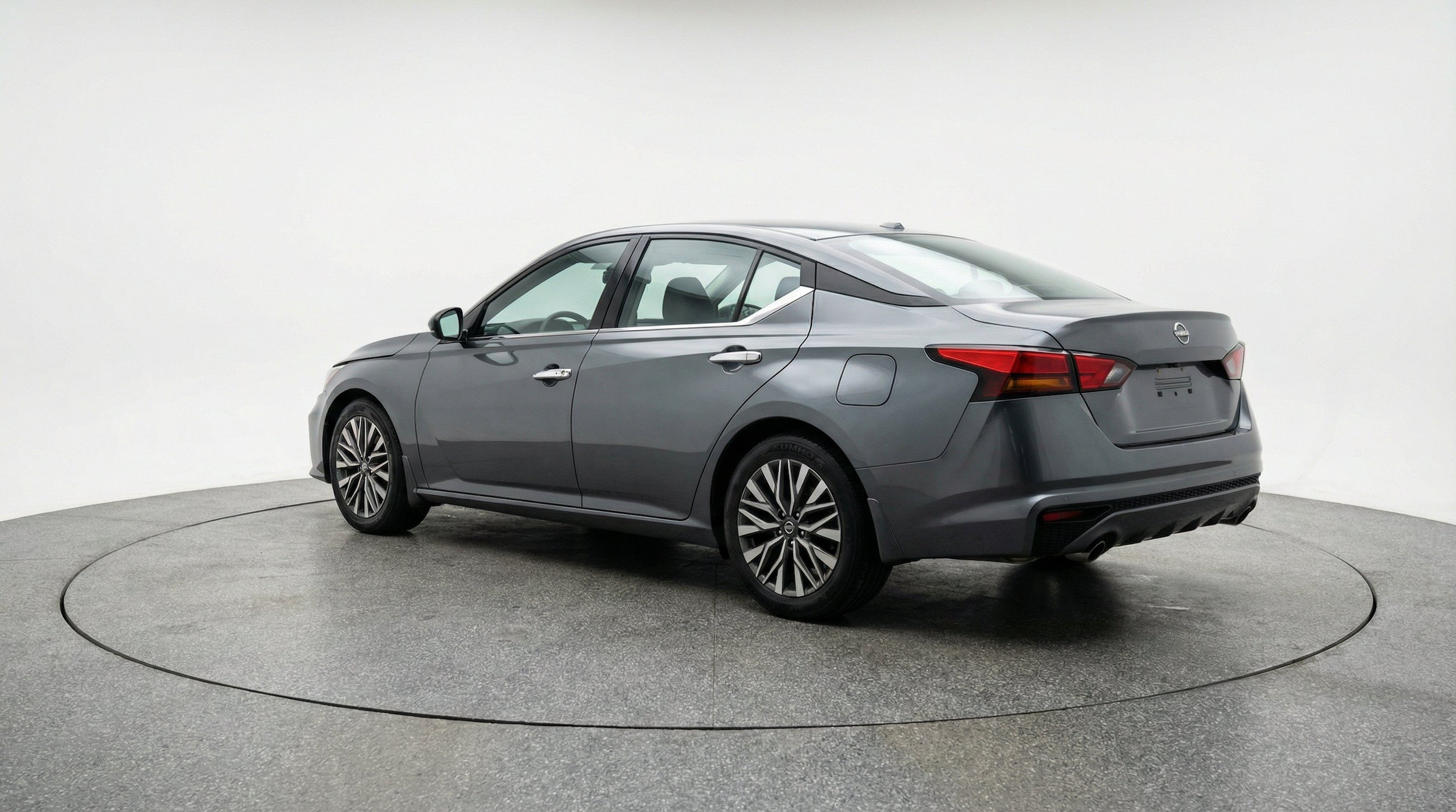 Thumbnail: 2025 Nissan Altima - 6
