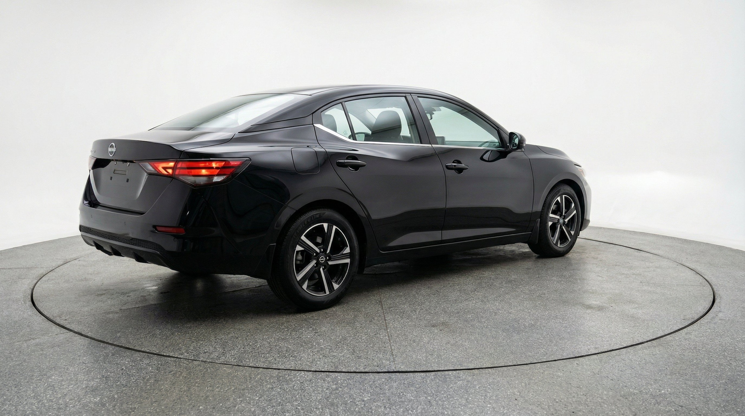 Thumbnail: 2025 Nissan Sentra - 9