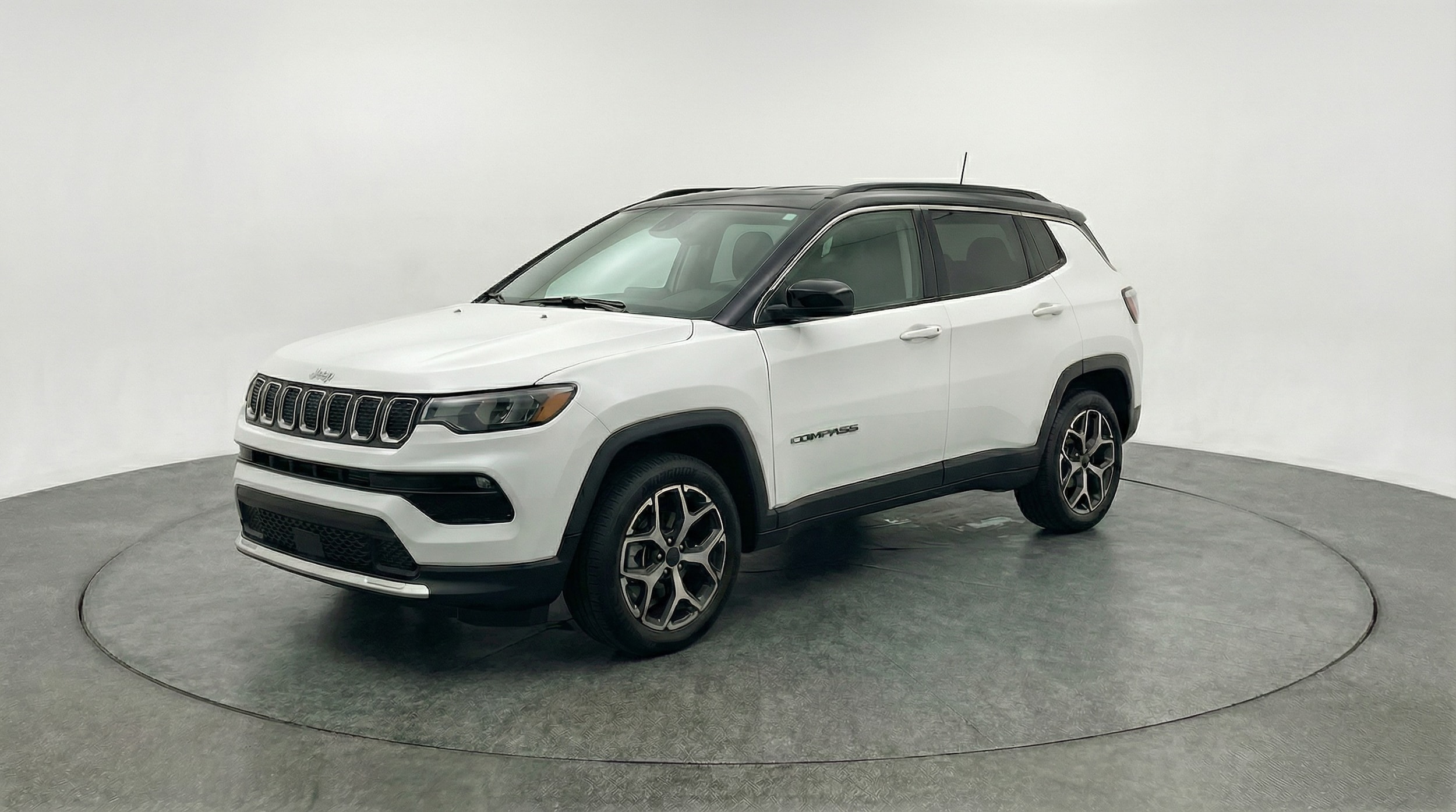 Thumbnail: 2025 Jeep Compass - 3