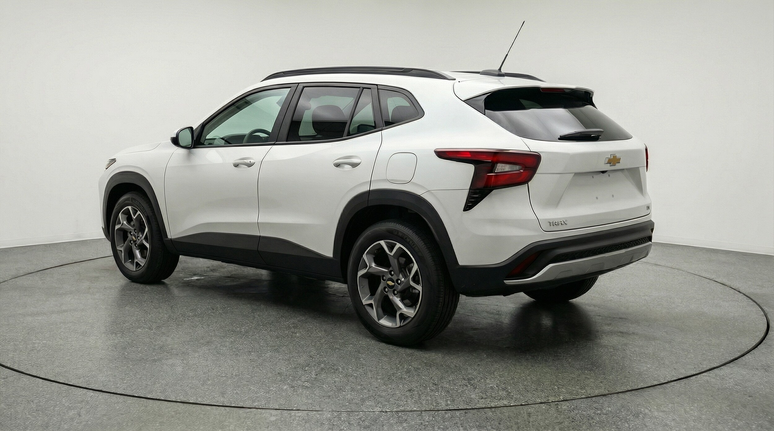 Thumbnail: 2025 Chevrolet Trax - 5