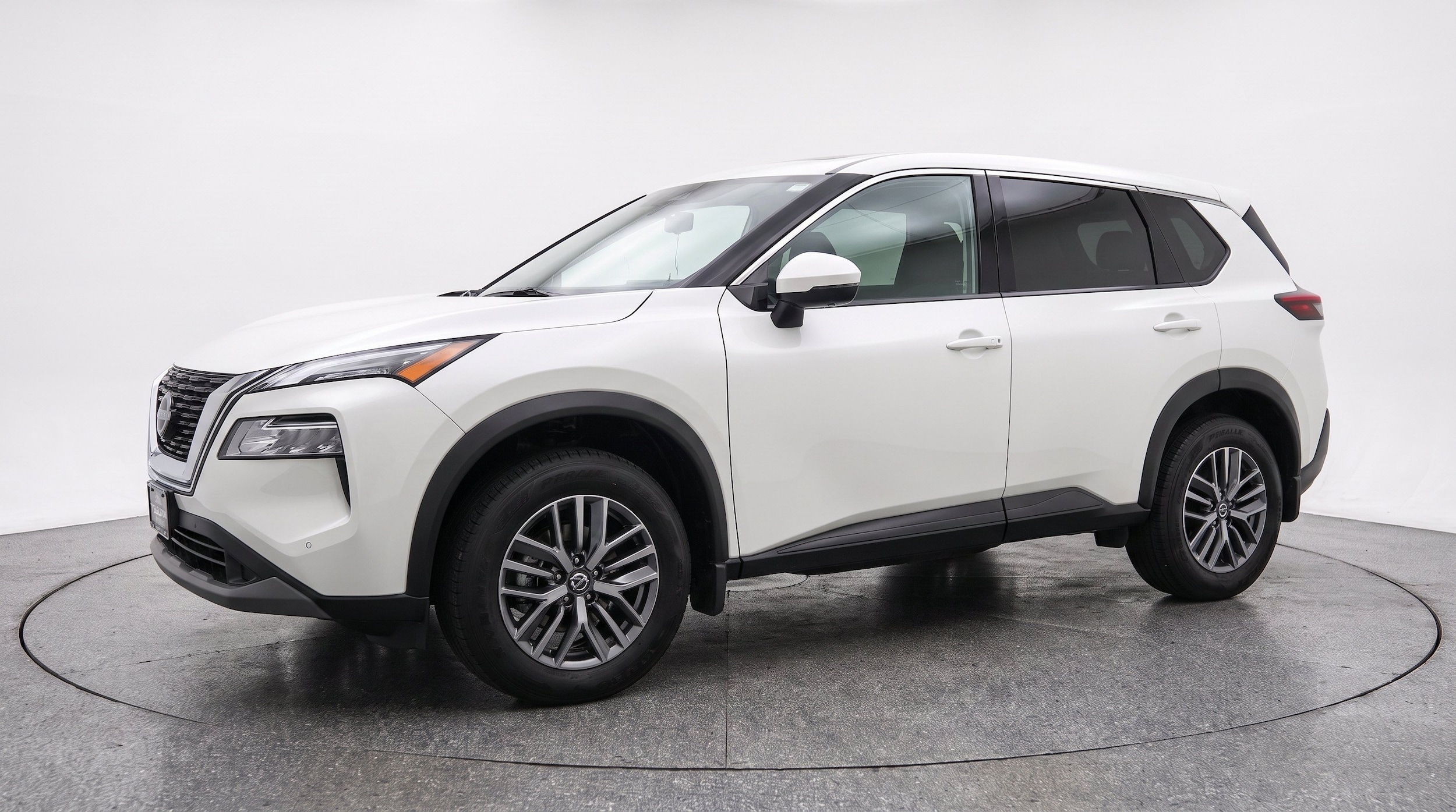 Thumbnail: 2026 Nissan Rogue - 3
