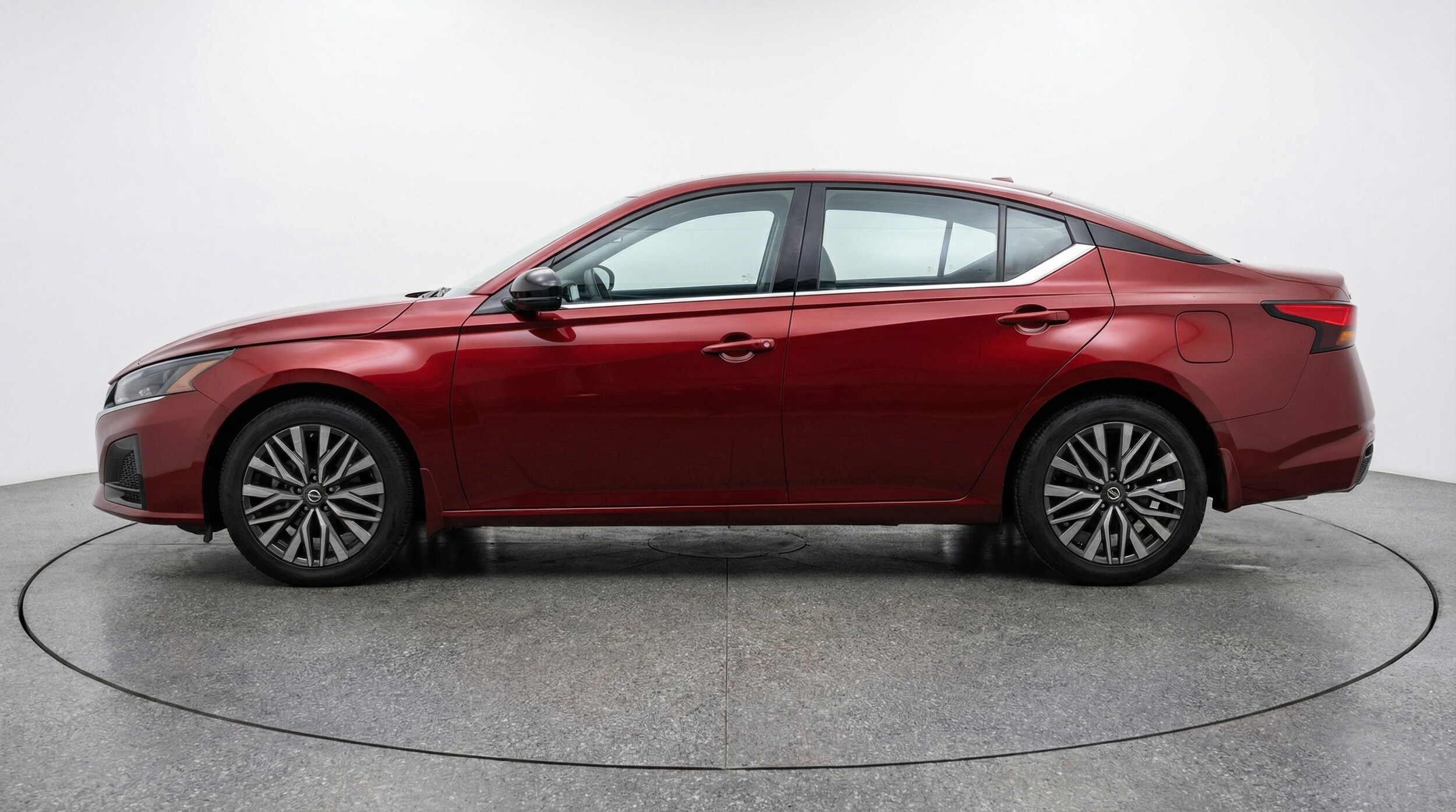 Thumbnail: 2025 Nissan Altima - 4