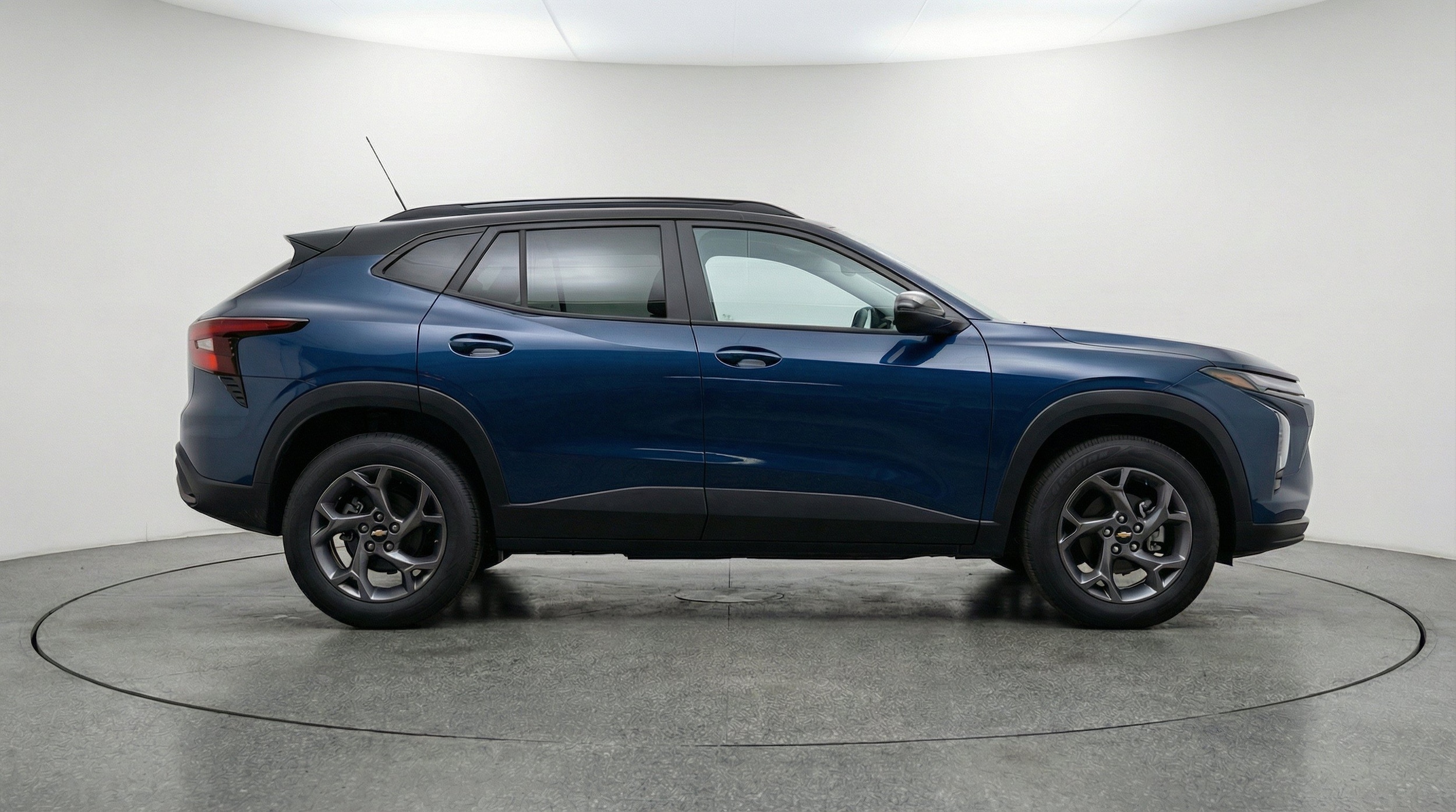 Thumbnail: 2025 Chevrolet Trax - 11