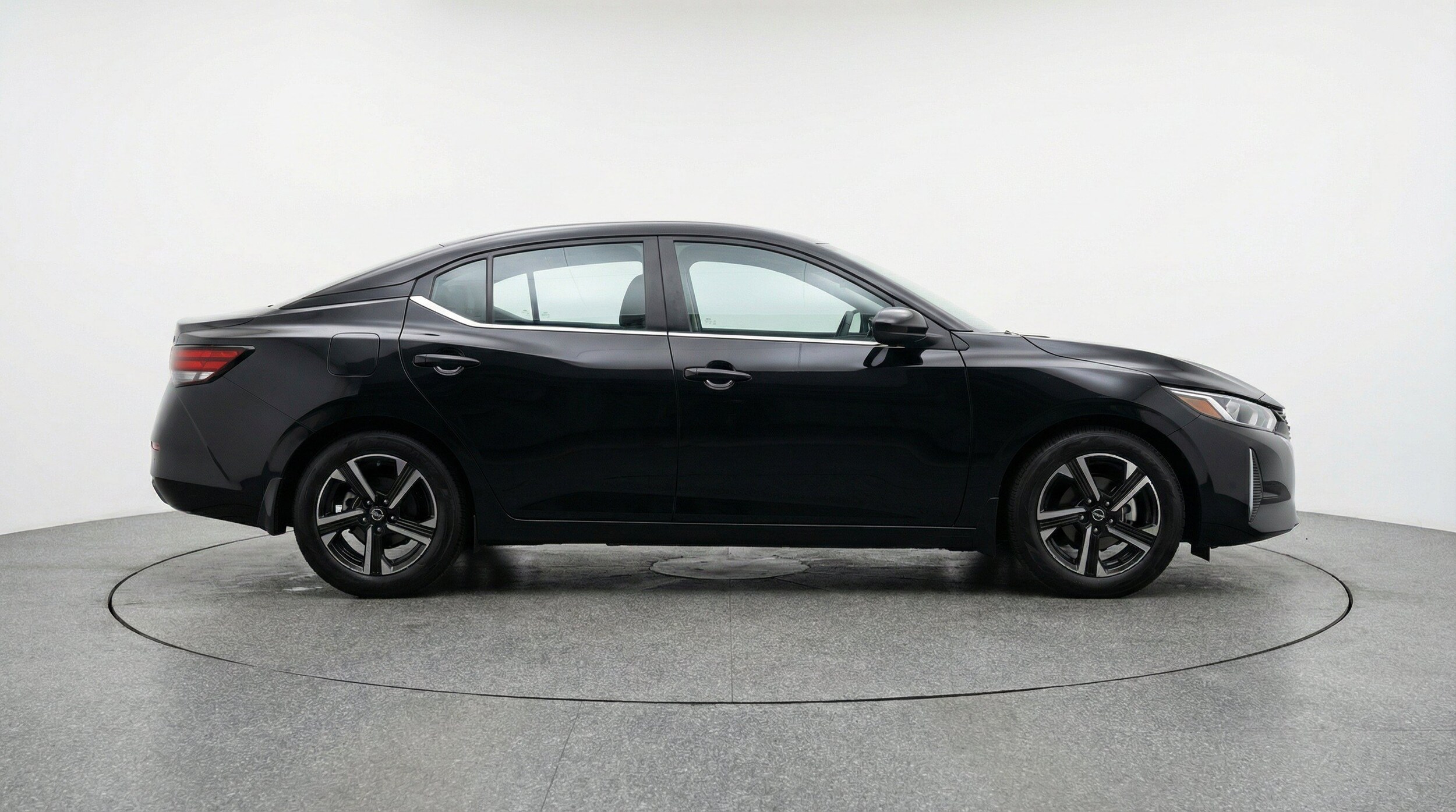 Thumbnail: 2025 Nissan Sentra - 11