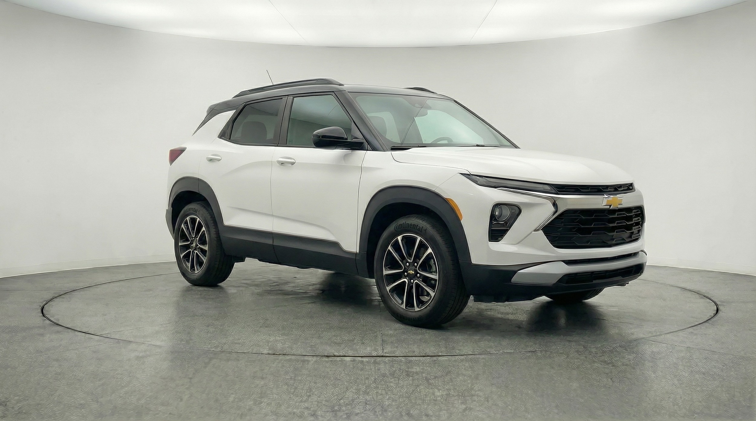 Thumbnail: 2025 Chevrolet TrailBlazer - 1