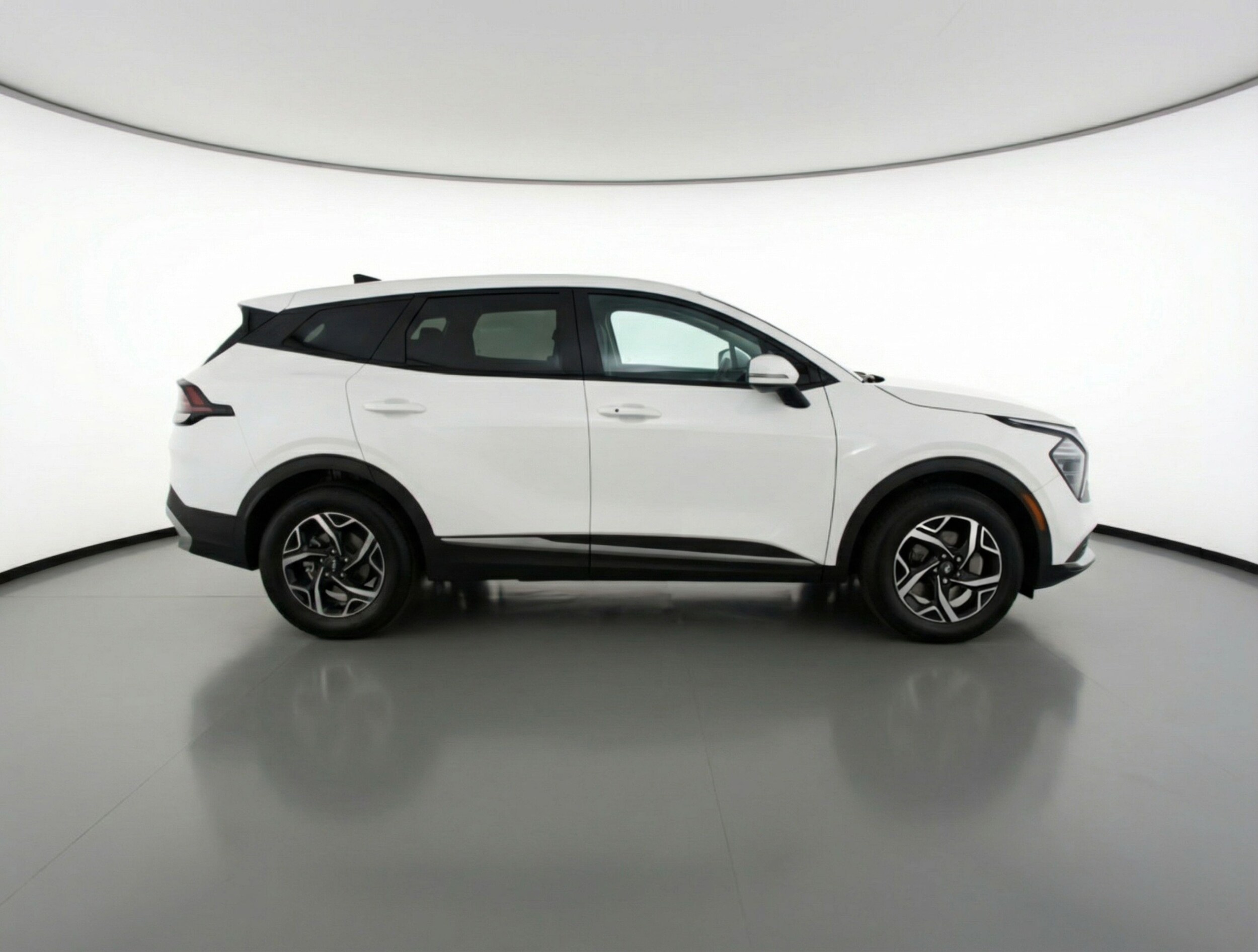 Thumbnail: 2025 Kia Sportage - 8