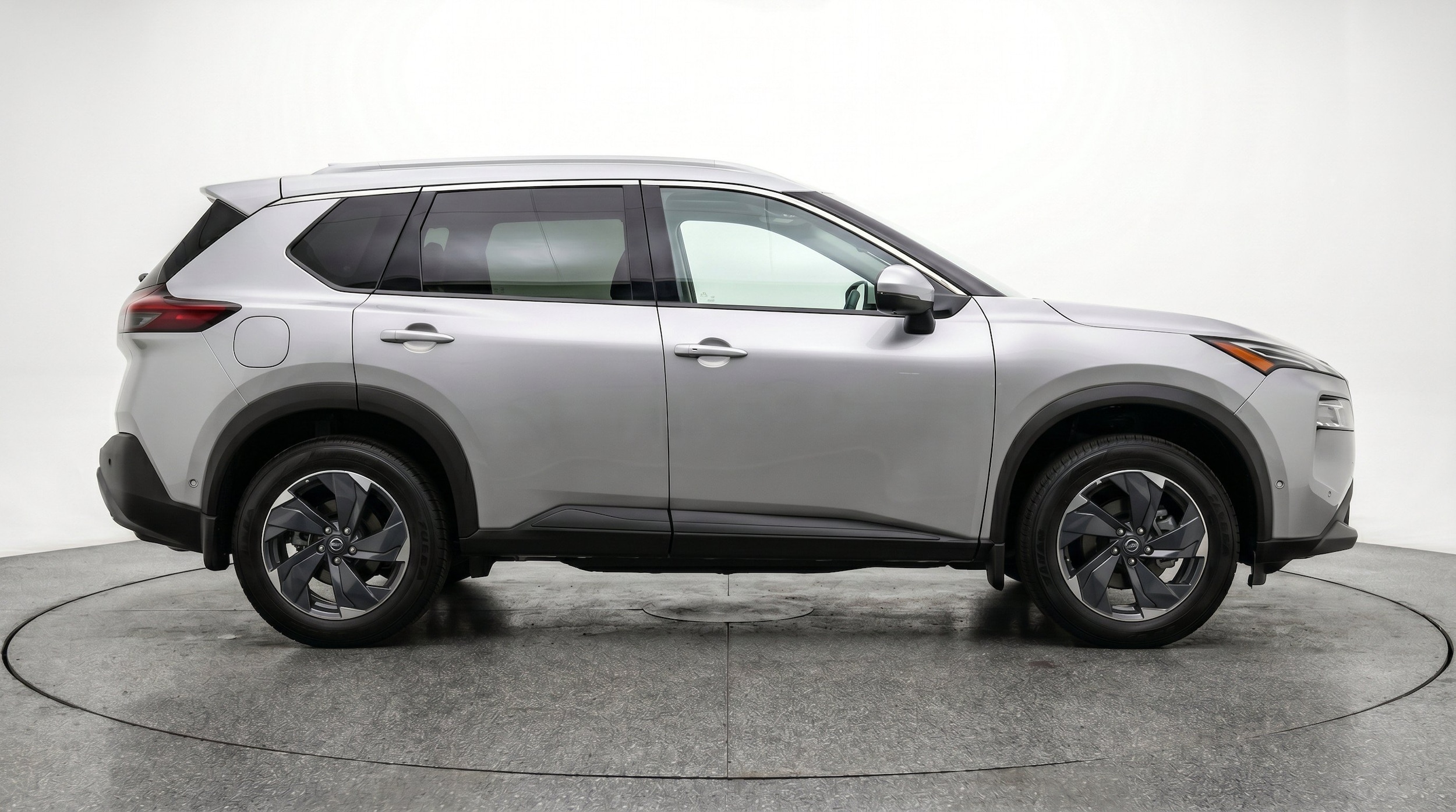 Thumbnail: 2025 Nissan Rogue - 11