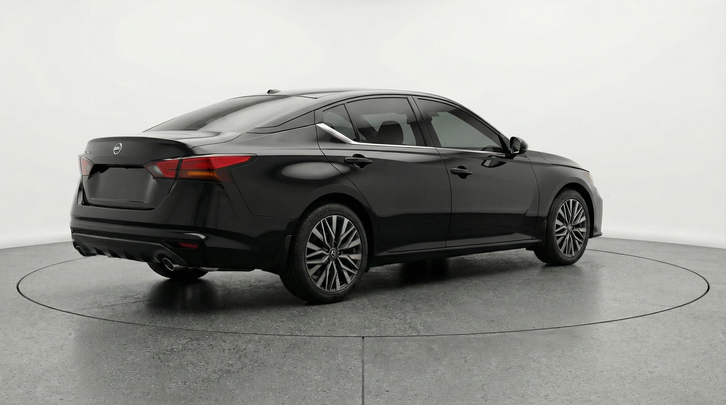 Thumbnail: 2025 Nissan Altima - 7