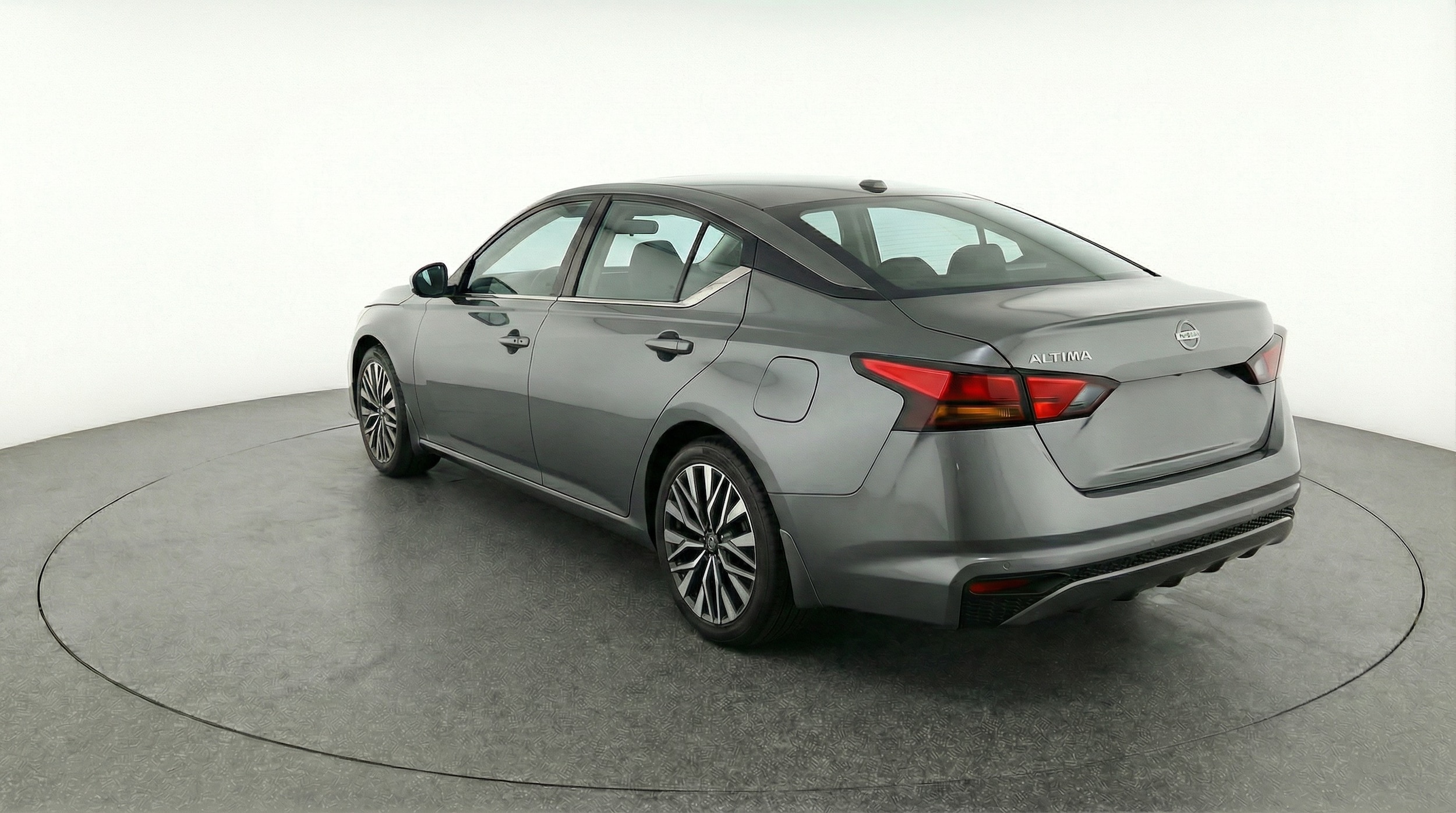 Thumbnail: 2025 Nissan Altima - 5