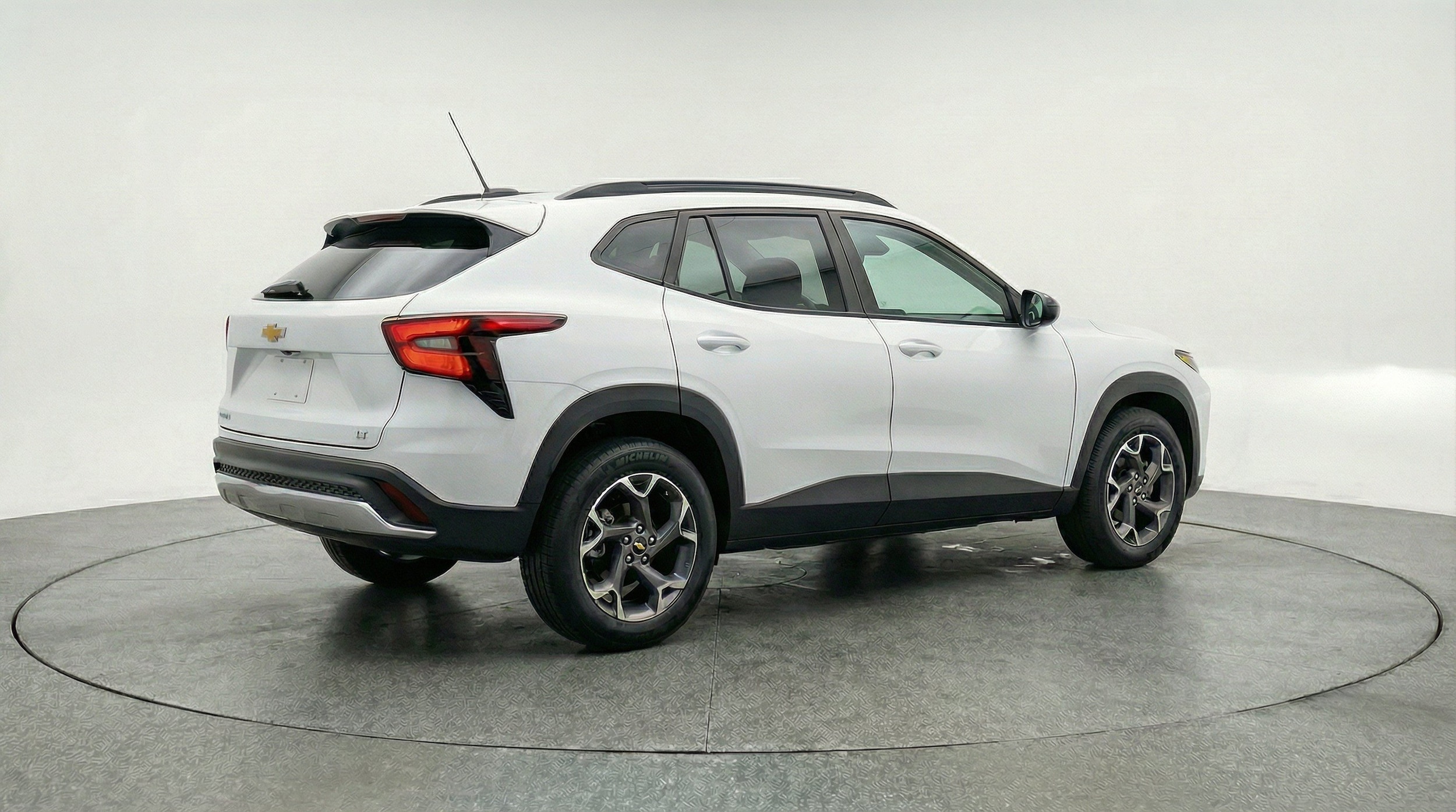 Thumbnail: 2025 Chevrolet Trax - 9