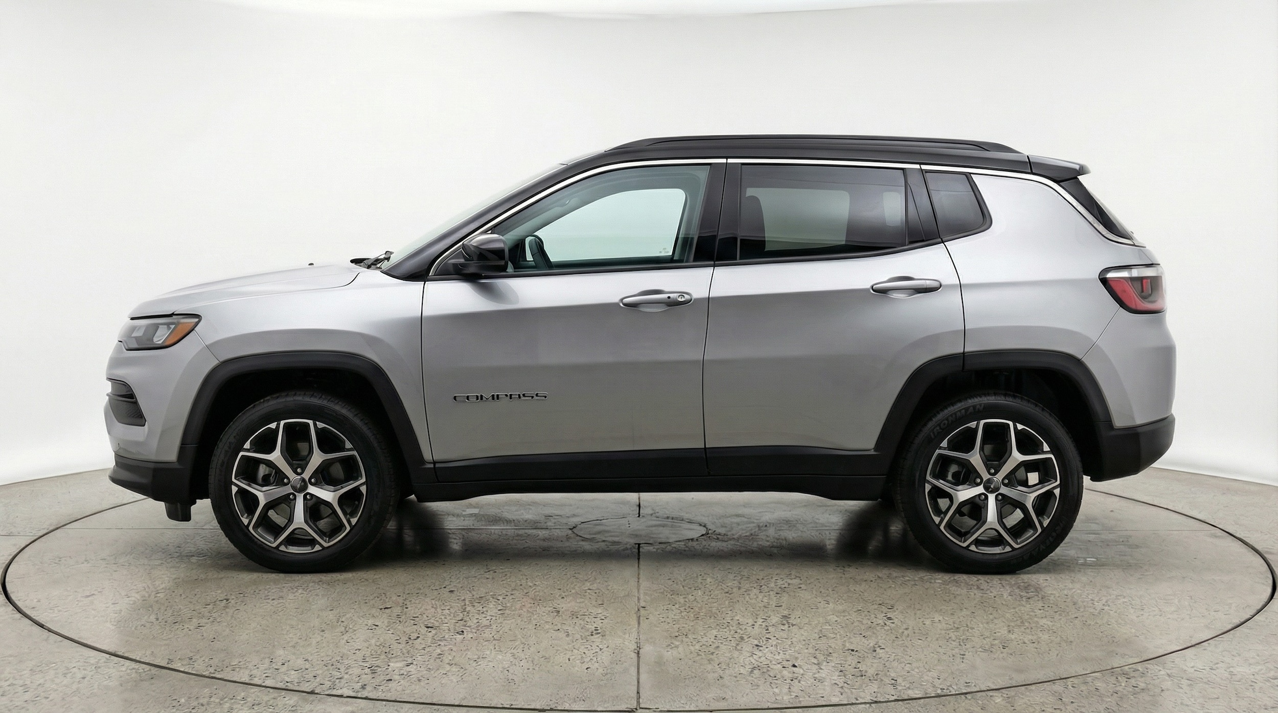 Thumbnail: 2025 Jeep Compass - 4