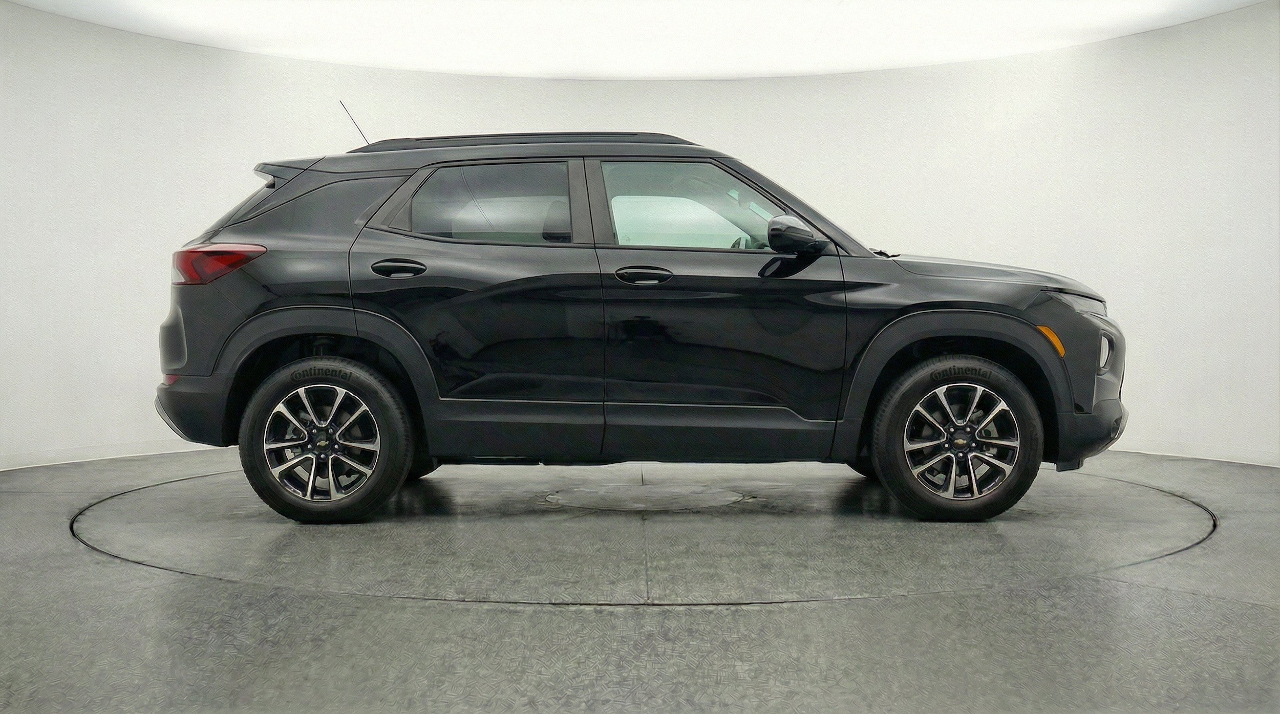 Thumbnail: 2025 Chevrolet TrailBlazer - 11