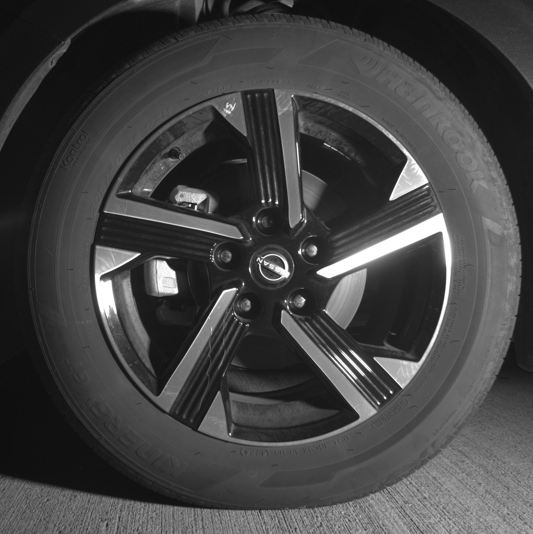 Thumbnail: 2025 Nissan Sentra - 9