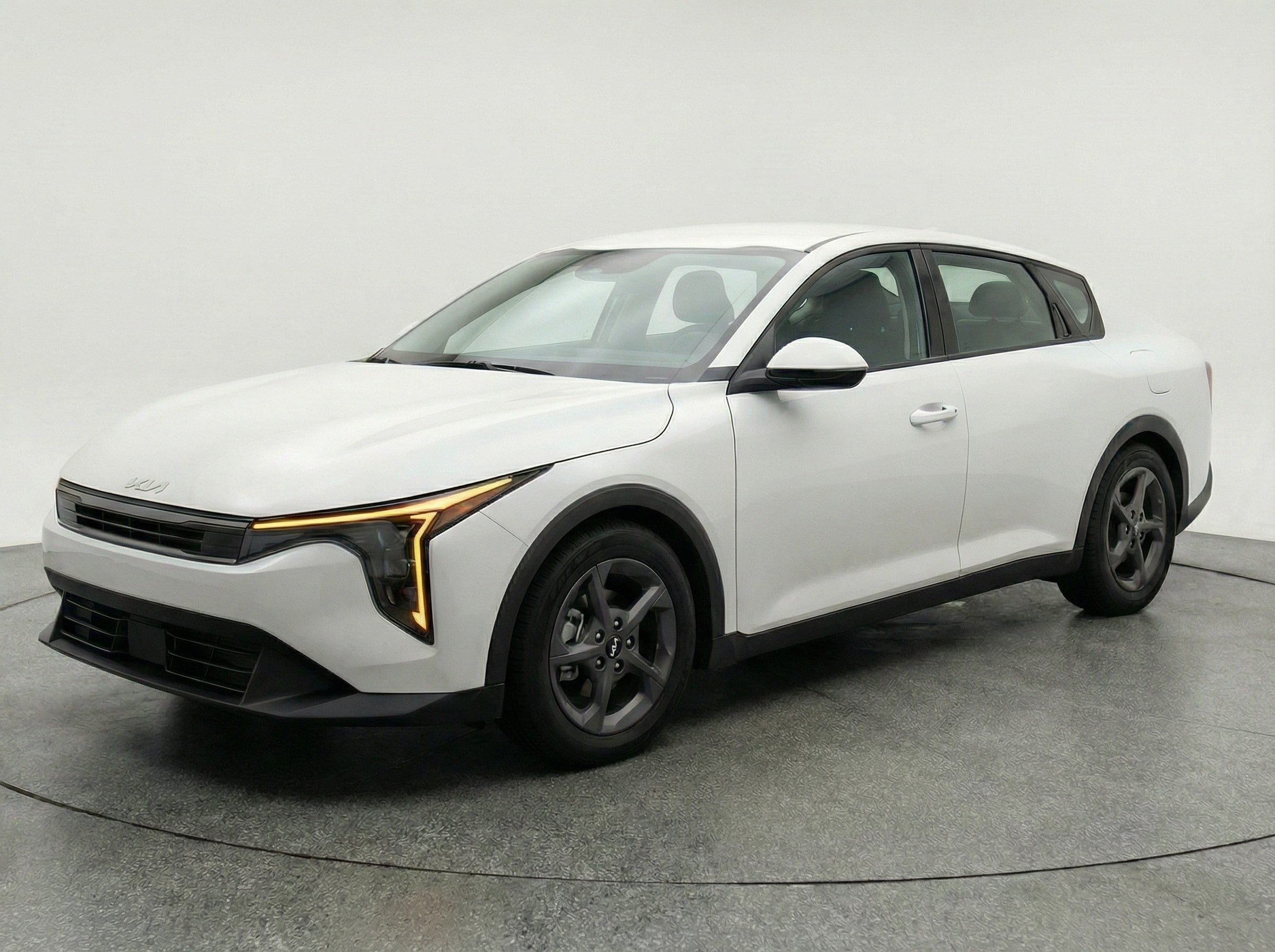 Thumbnail: 2025 Kia K4 - 3