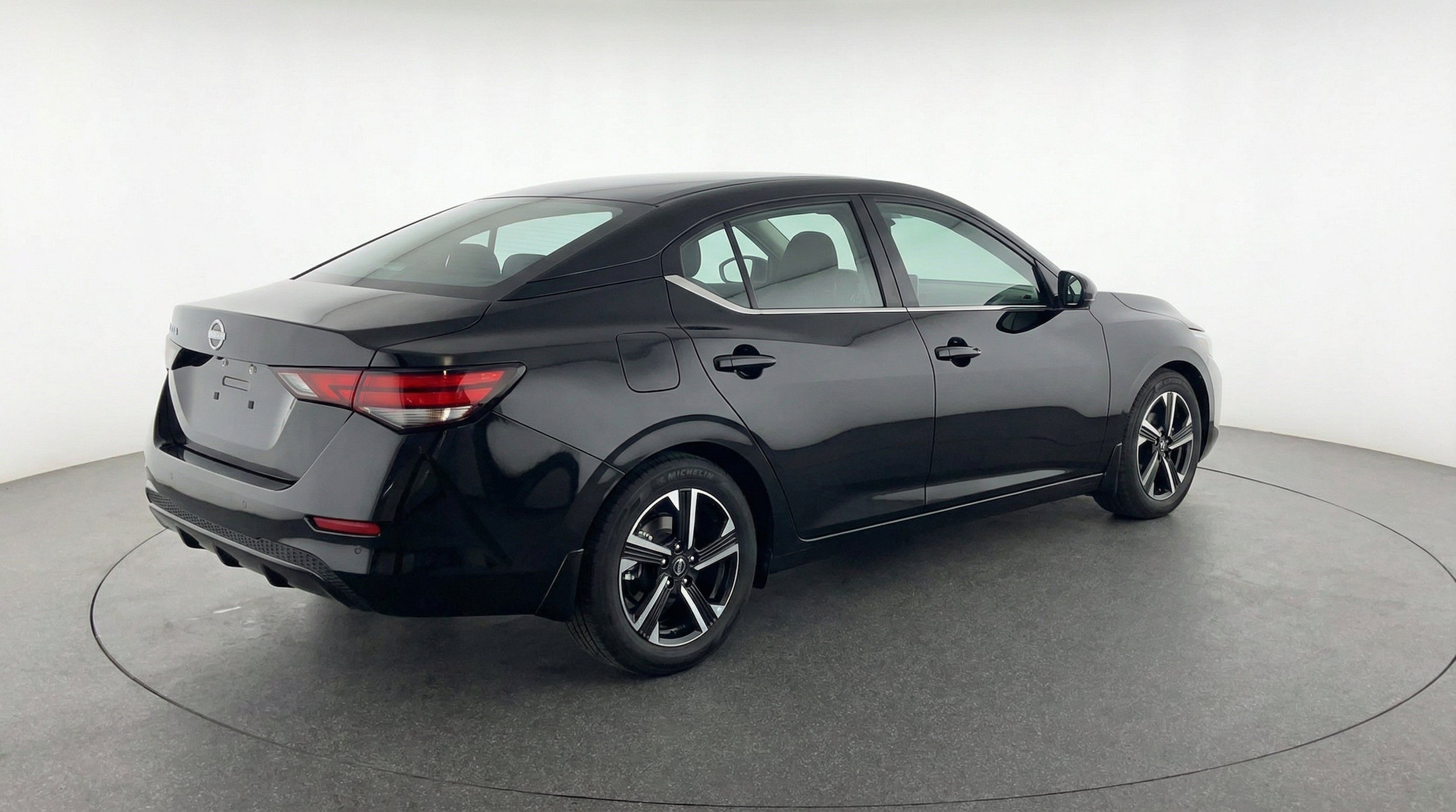 Thumbnail: 2025 Nissan Sentra - 9