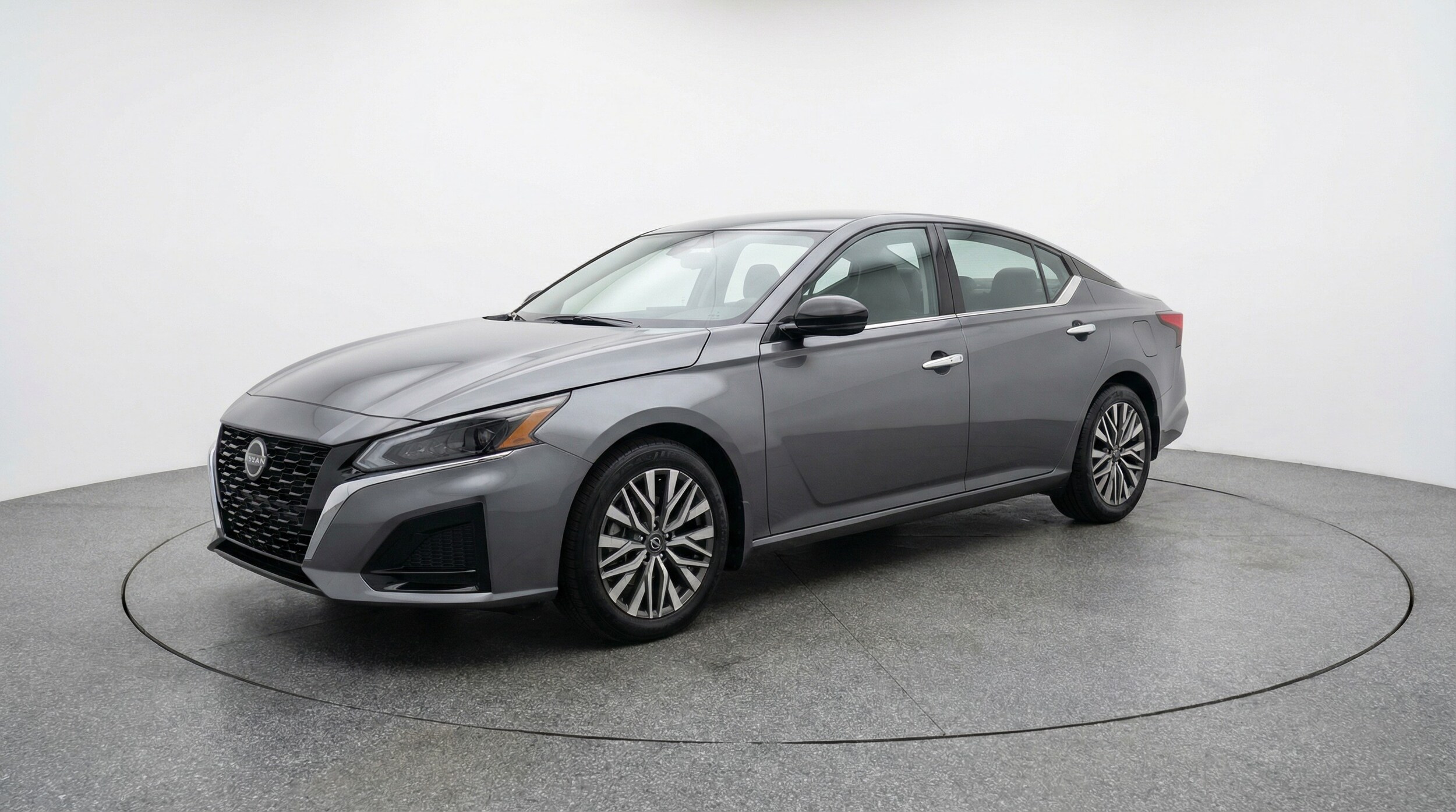 Thumbnail: 2025 Nissan Altima - 3