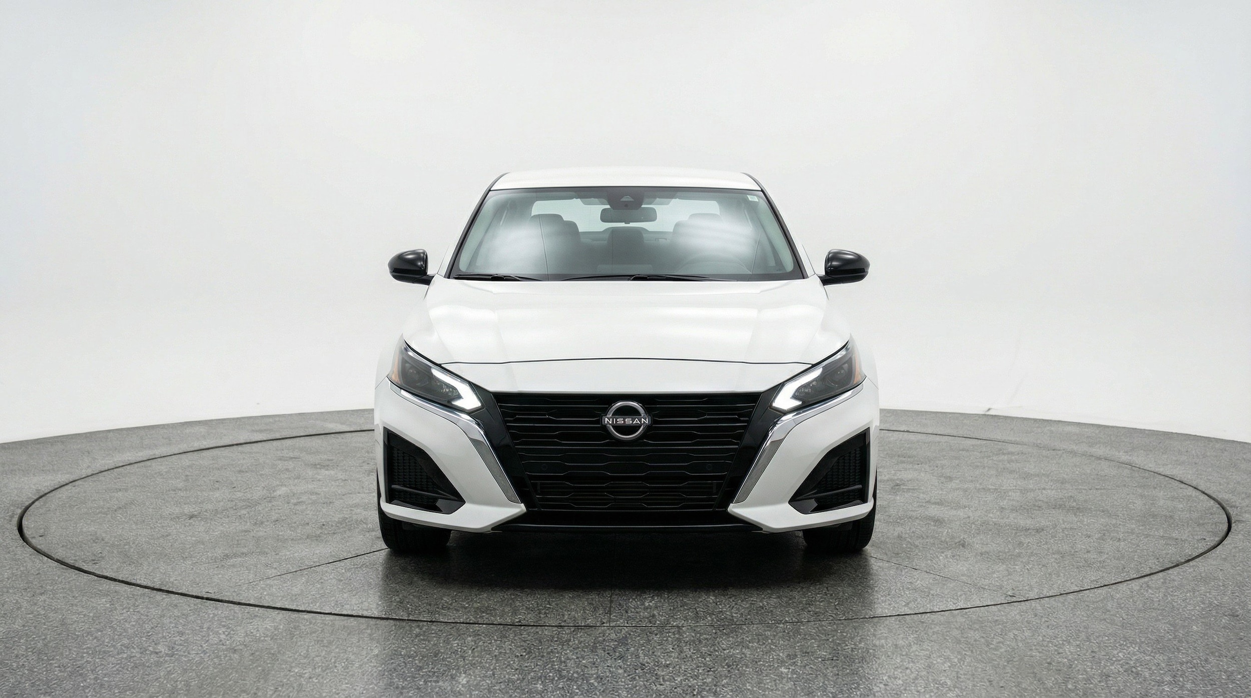Thumbnail: 2025 Nissan Altima - 2