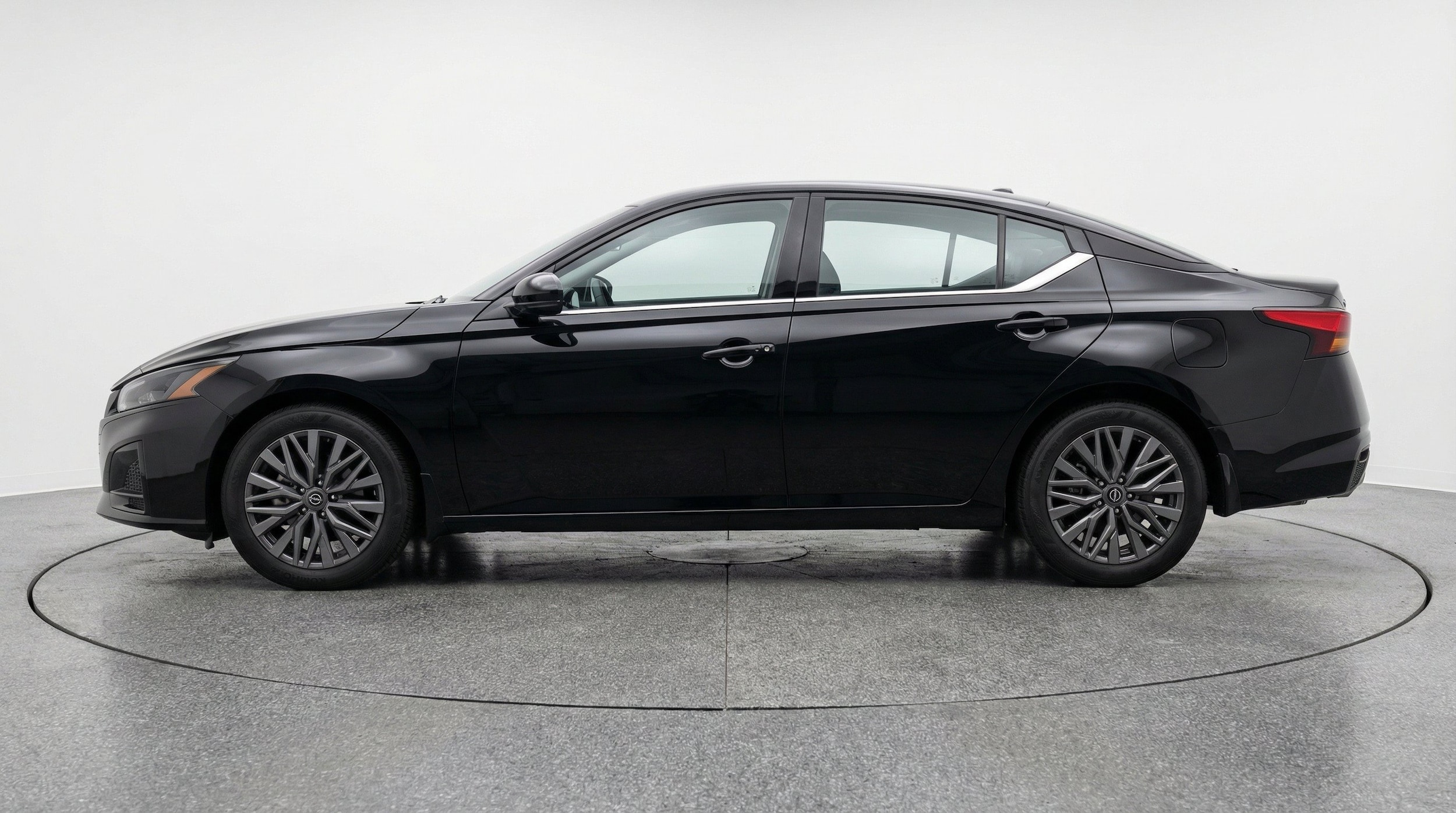 Thumbnail: 2026 Nissan Altima - 5