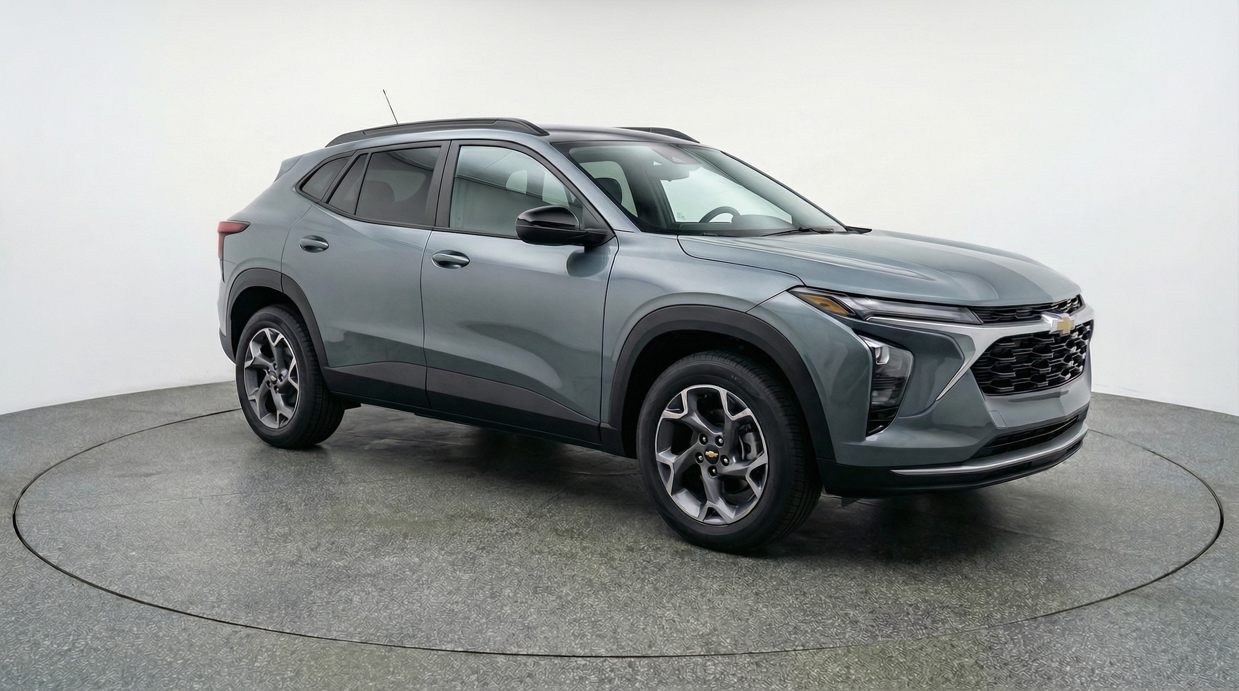 Thumbnail: 2025 Chevrolet Trax - 1