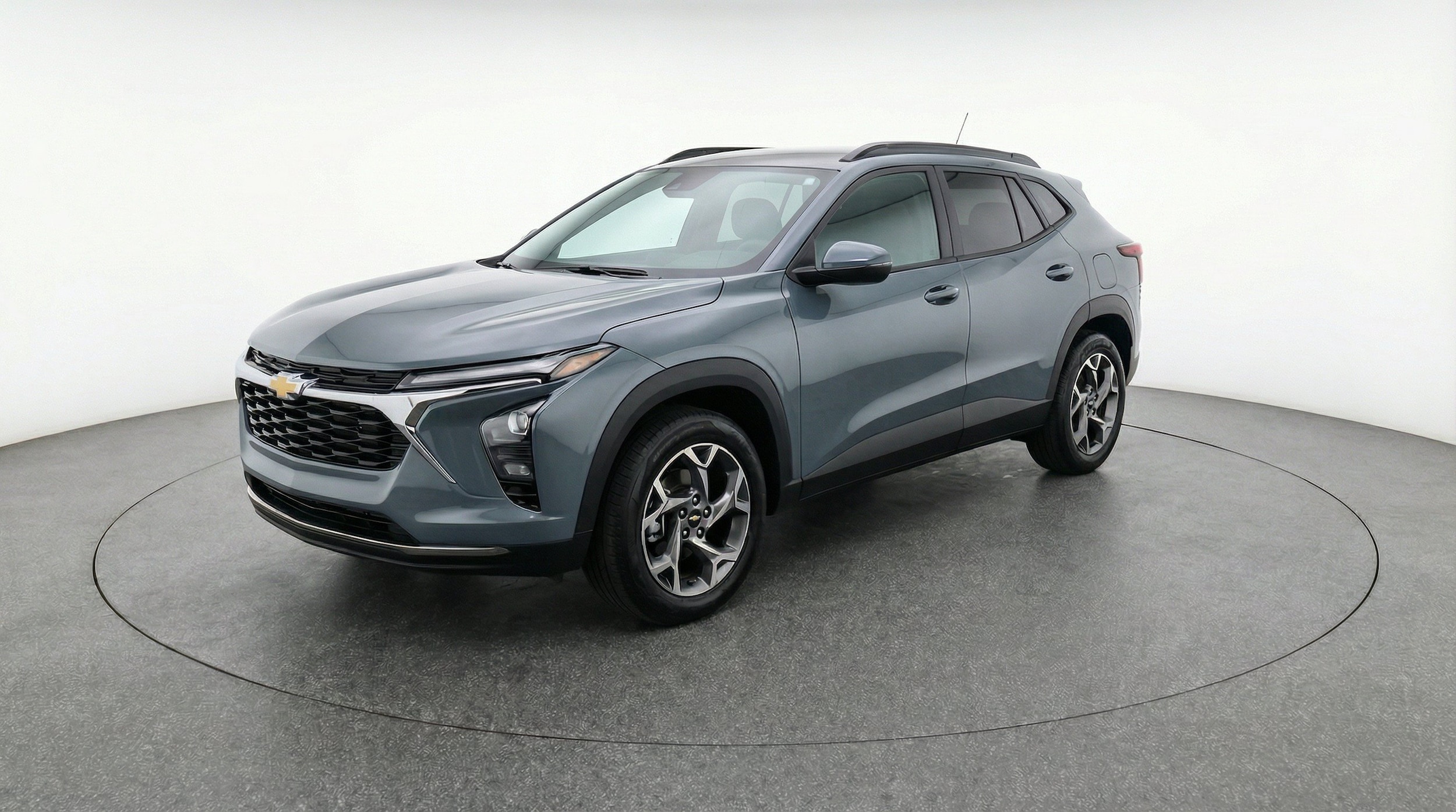 Thumbnail: 2025 Chevrolet Trax - 3