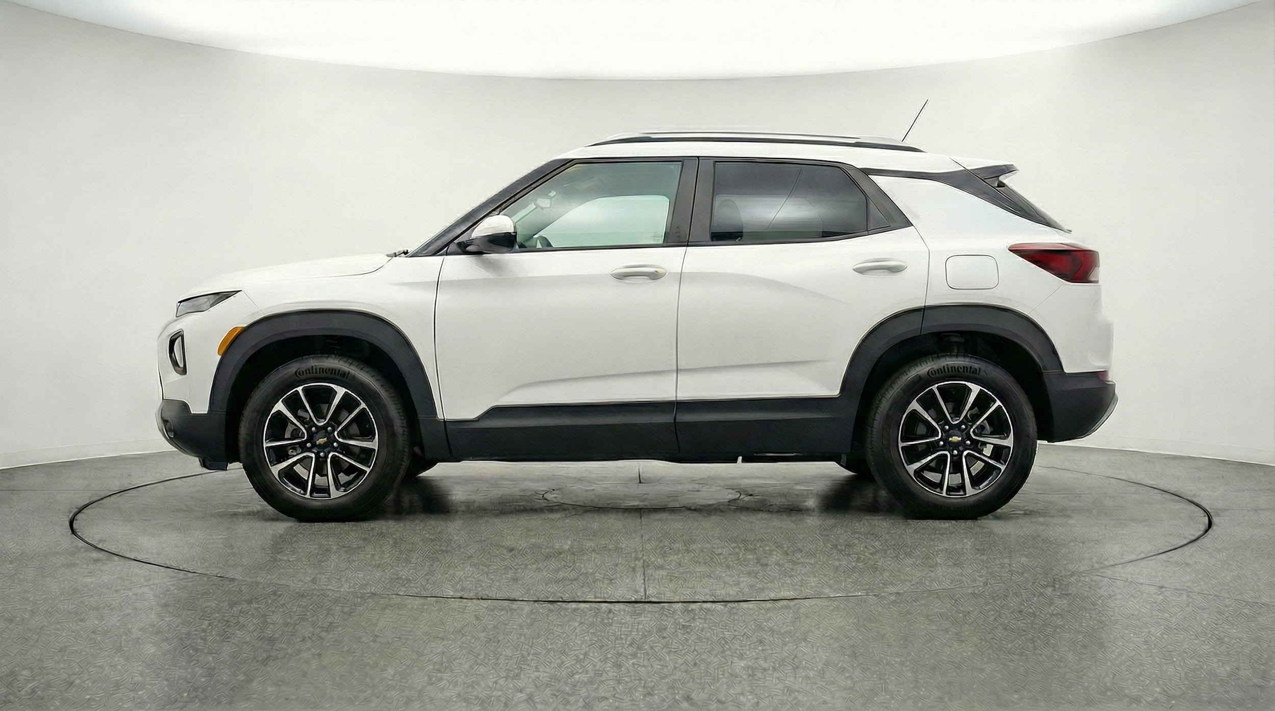 Thumbnail: 2025 Chevrolet TrailBlazer - 4