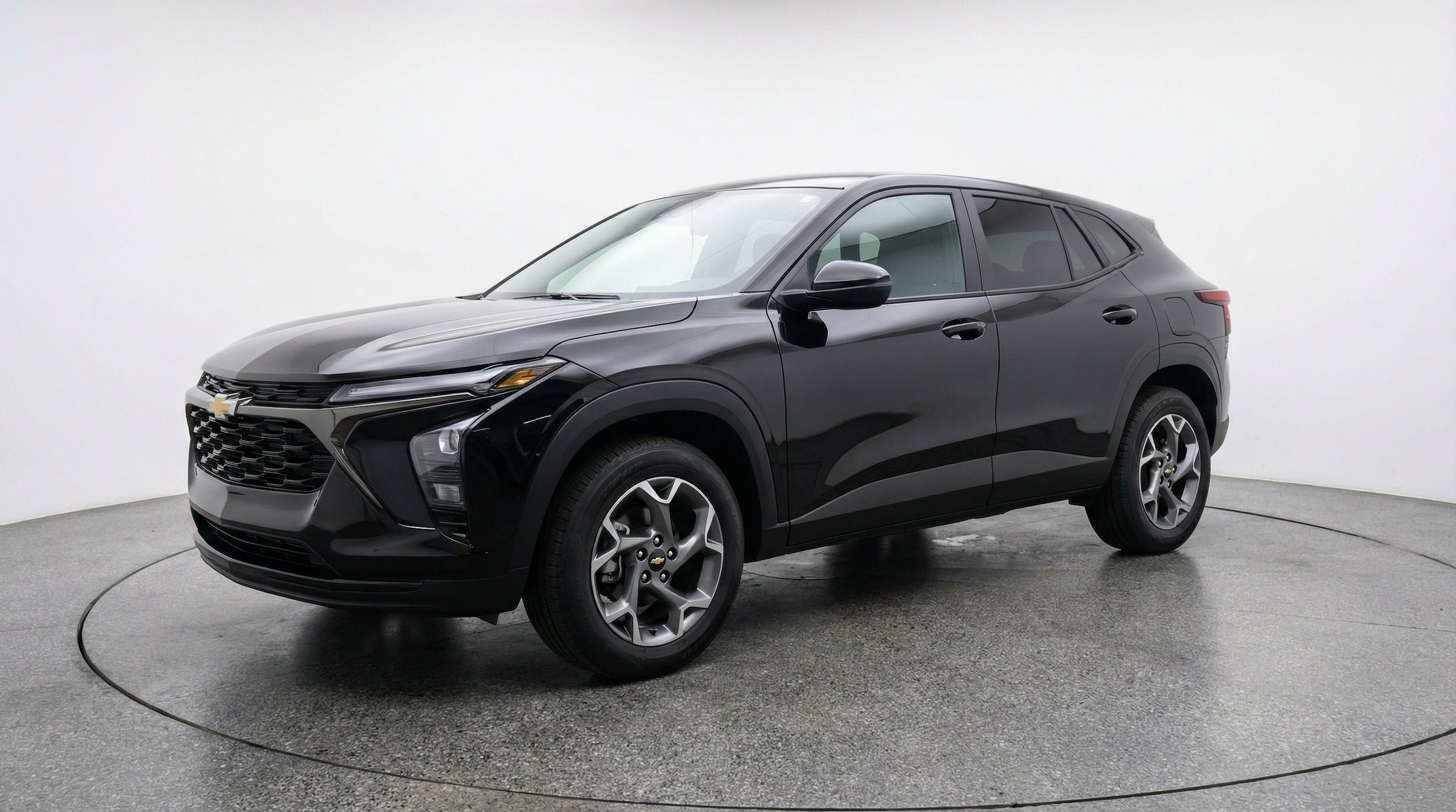 Thumbnail: 2025 Chevrolet Trax - 3