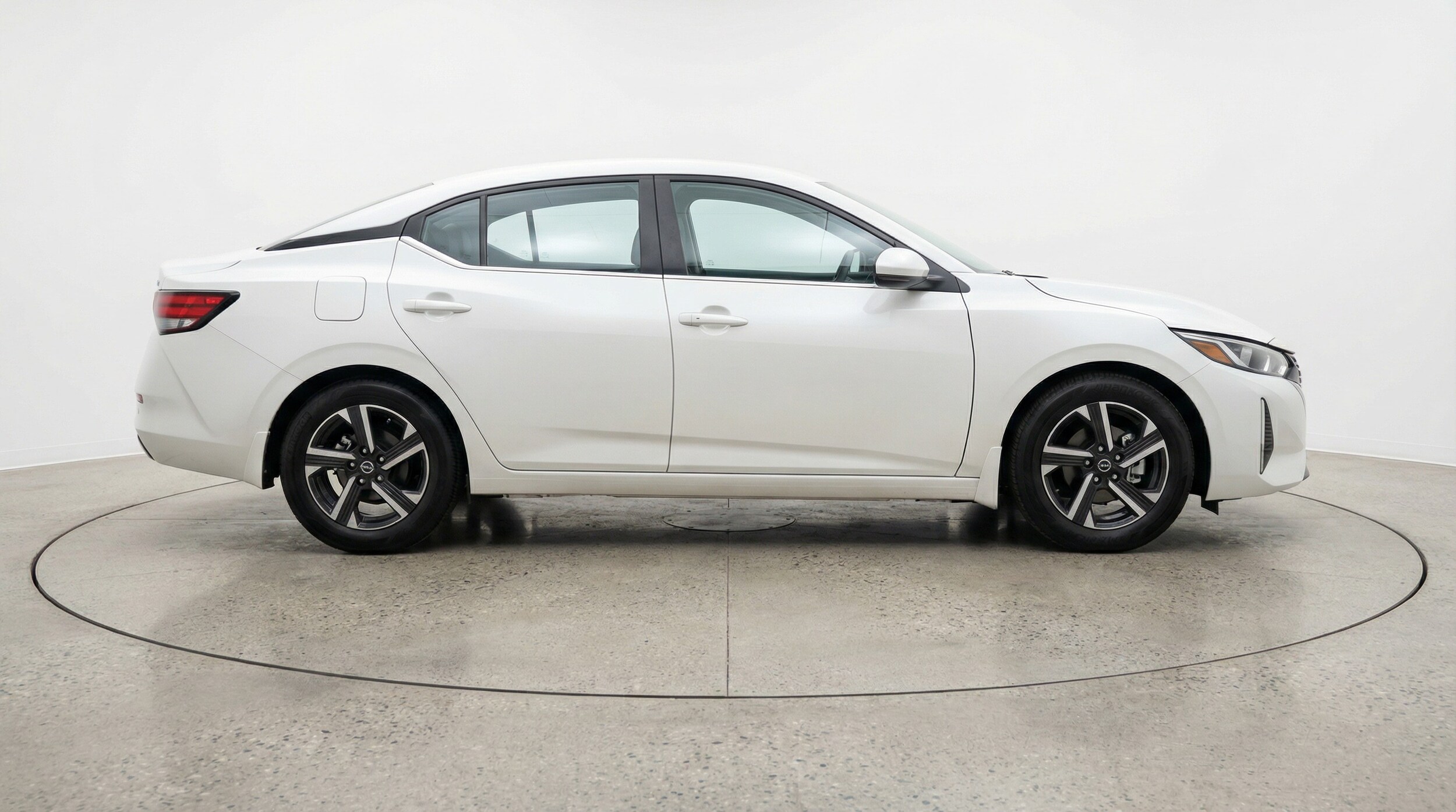 Thumbnail: 2025 Nissan Sentra - 8