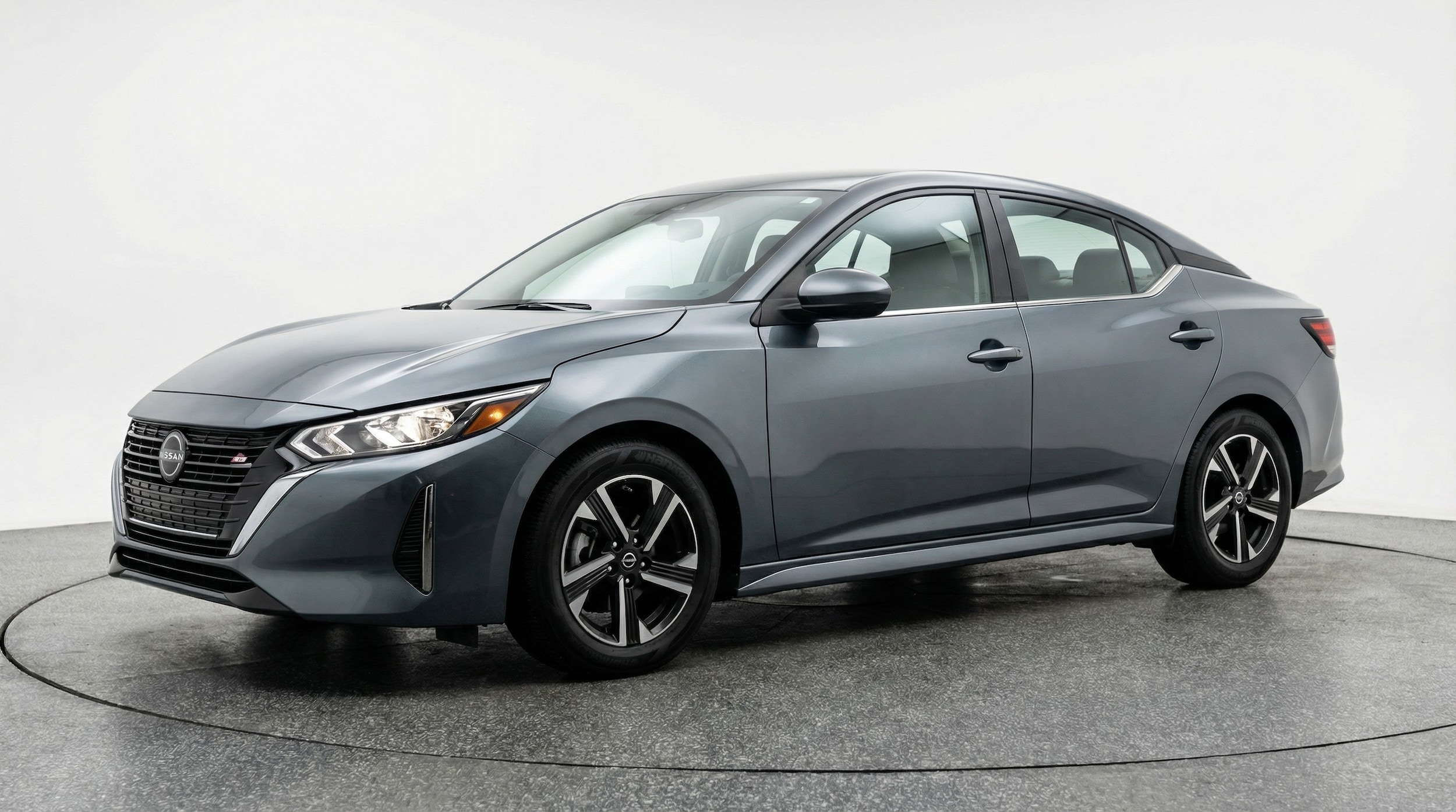 Thumbnail: 2025 Nissan Sentra - 3