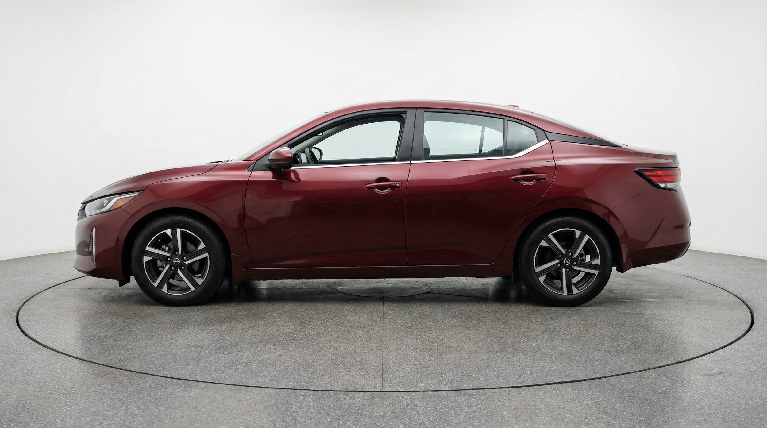 Thumbnail: 2025 Nissan Sentra - 4