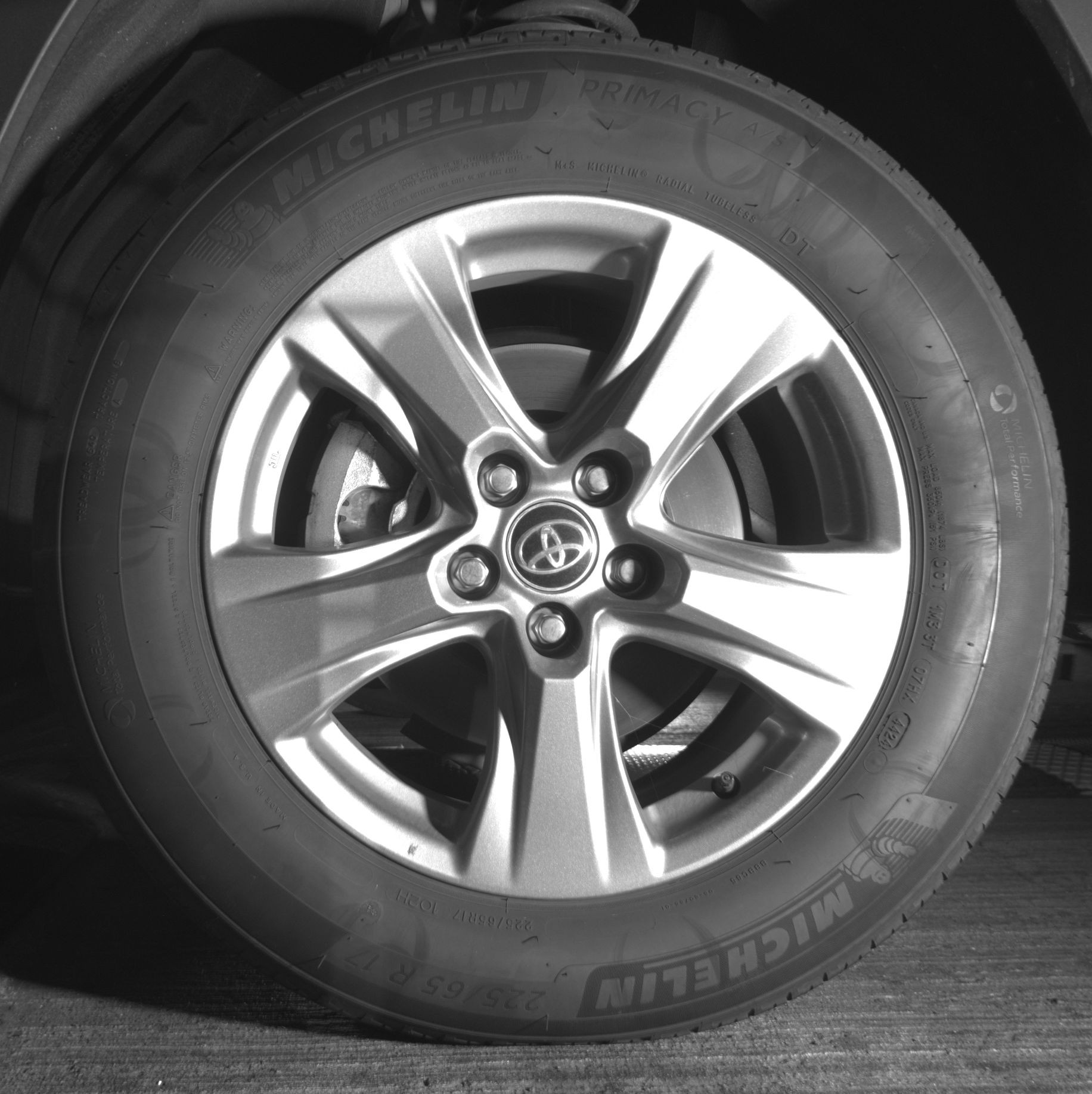 Thumbnail: 2025 Toyota RAV4 - 9