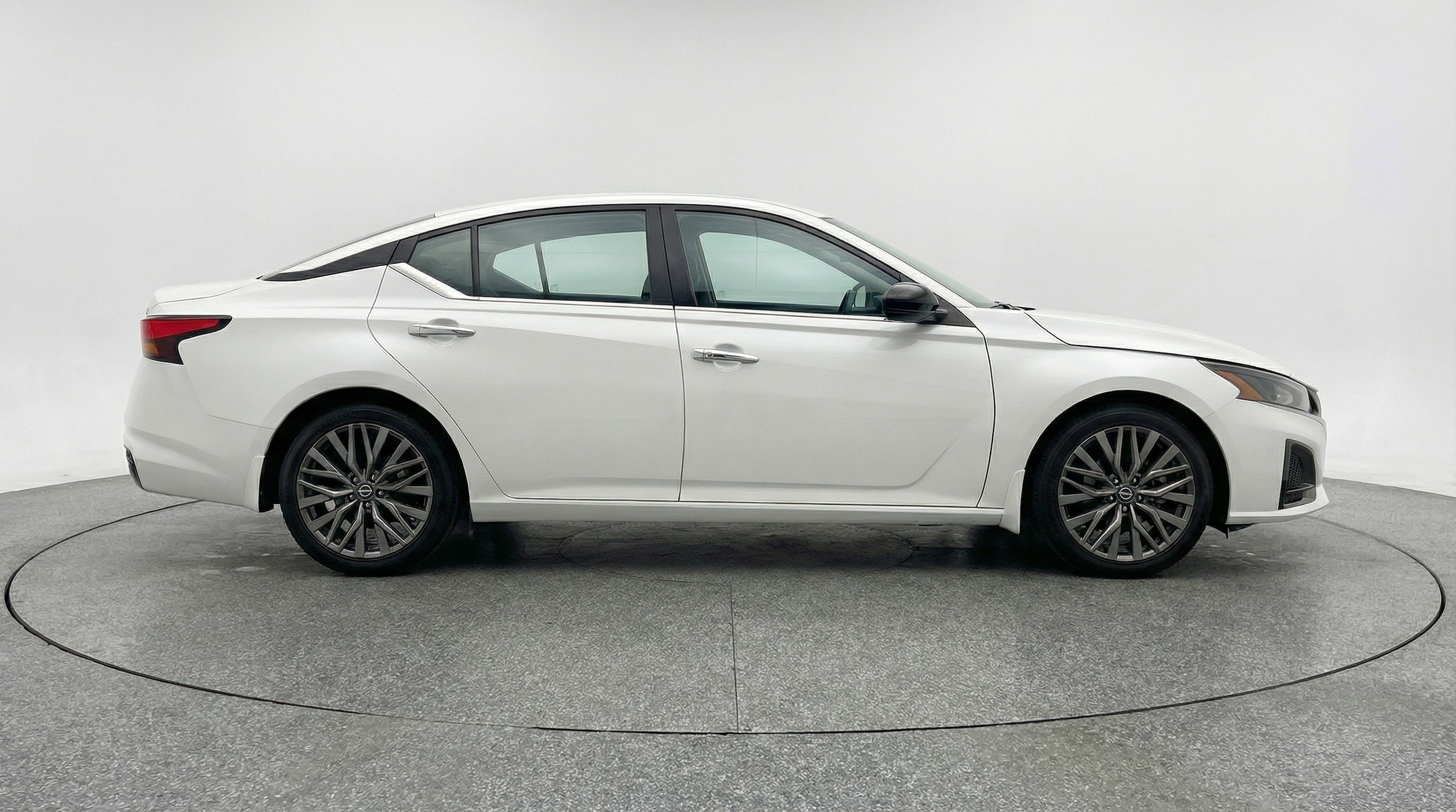 Thumbnail: 2025 Nissan Altima - 11