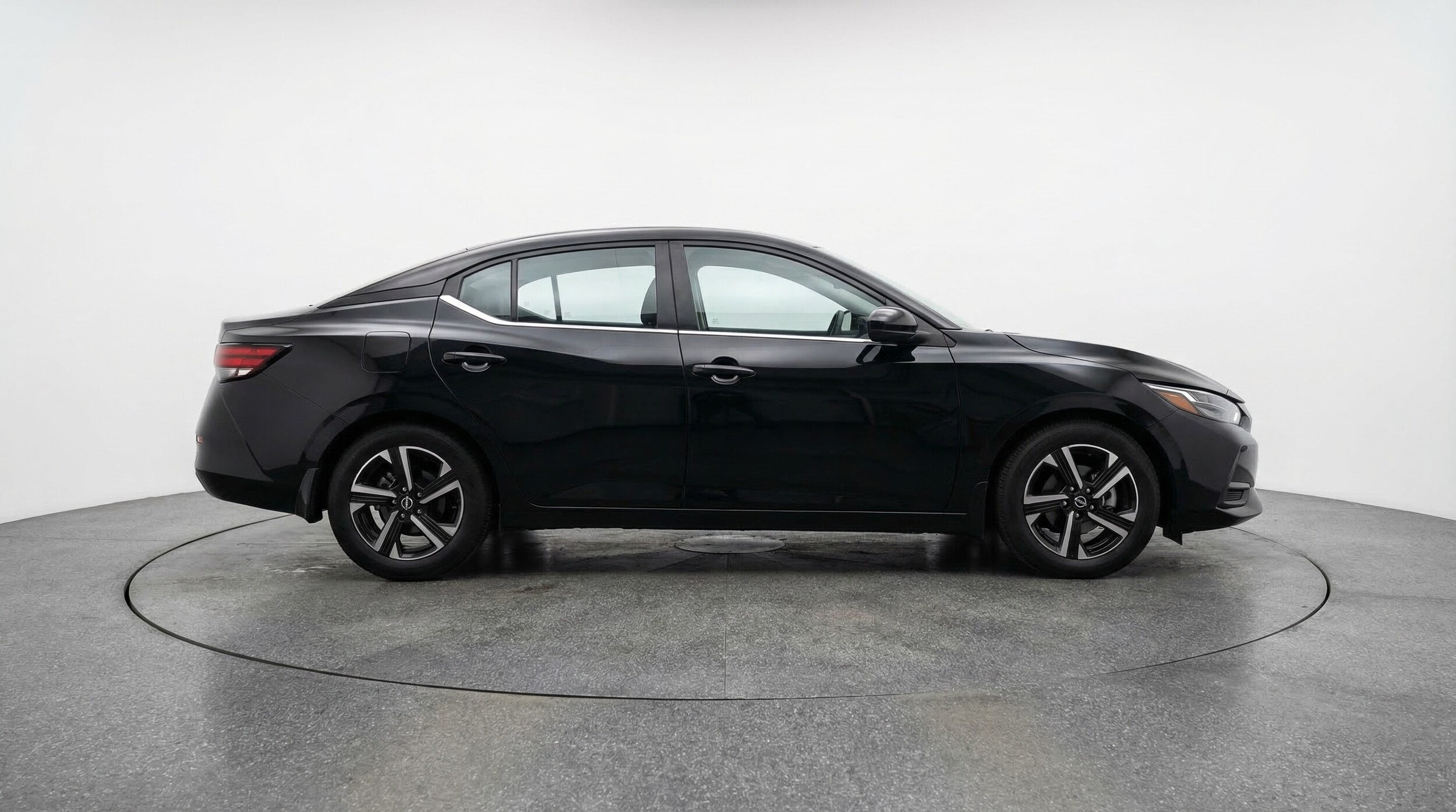 Thumbnail: 2025 Nissan Sentra - 8