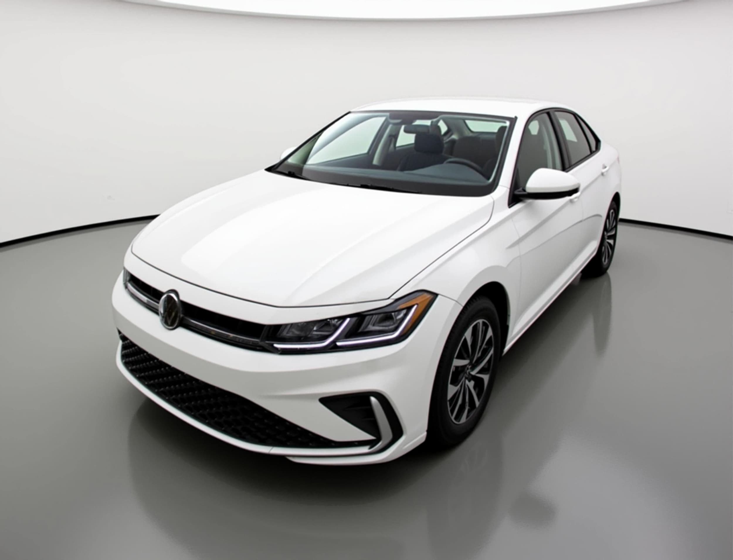 Thumbnail: 2025 Volkswagen Jetta - 3