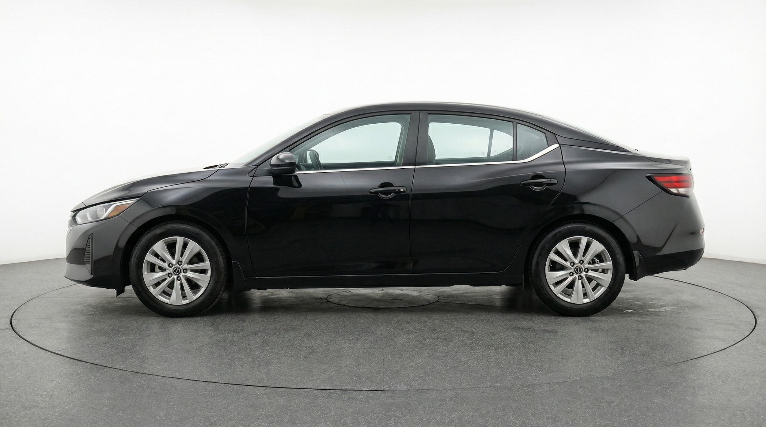 Thumbnail: 2025 Nissan Sentra - 4