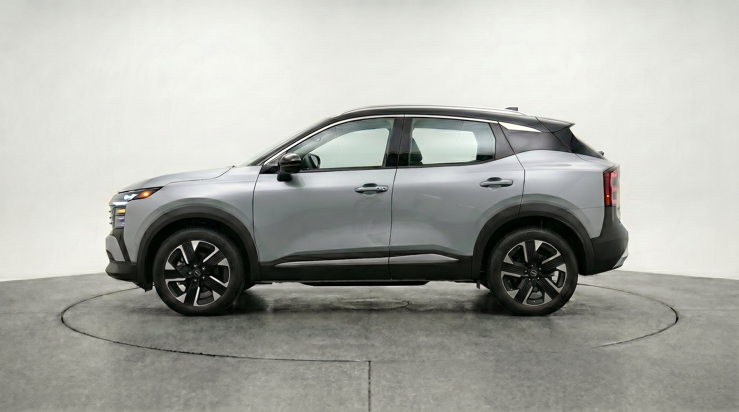 Thumbnail: 2026 Nissan Kicks - 5