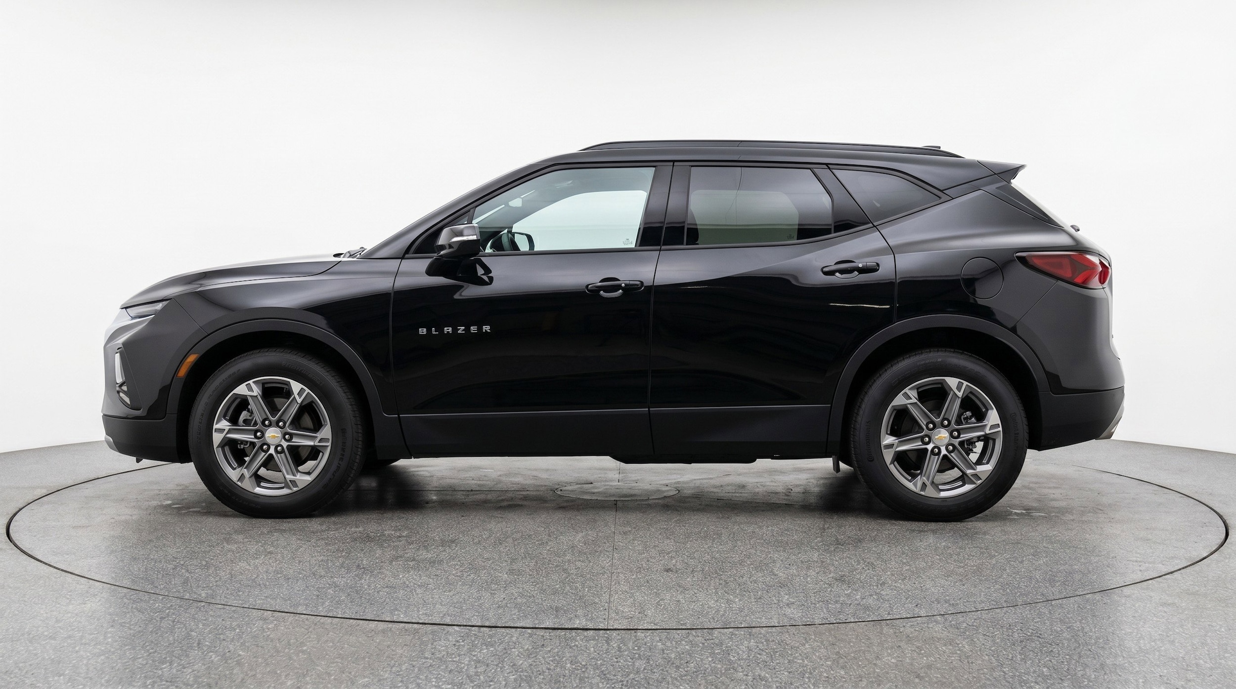 Thumbnail: 2025 Chevrolet Blazer - 5