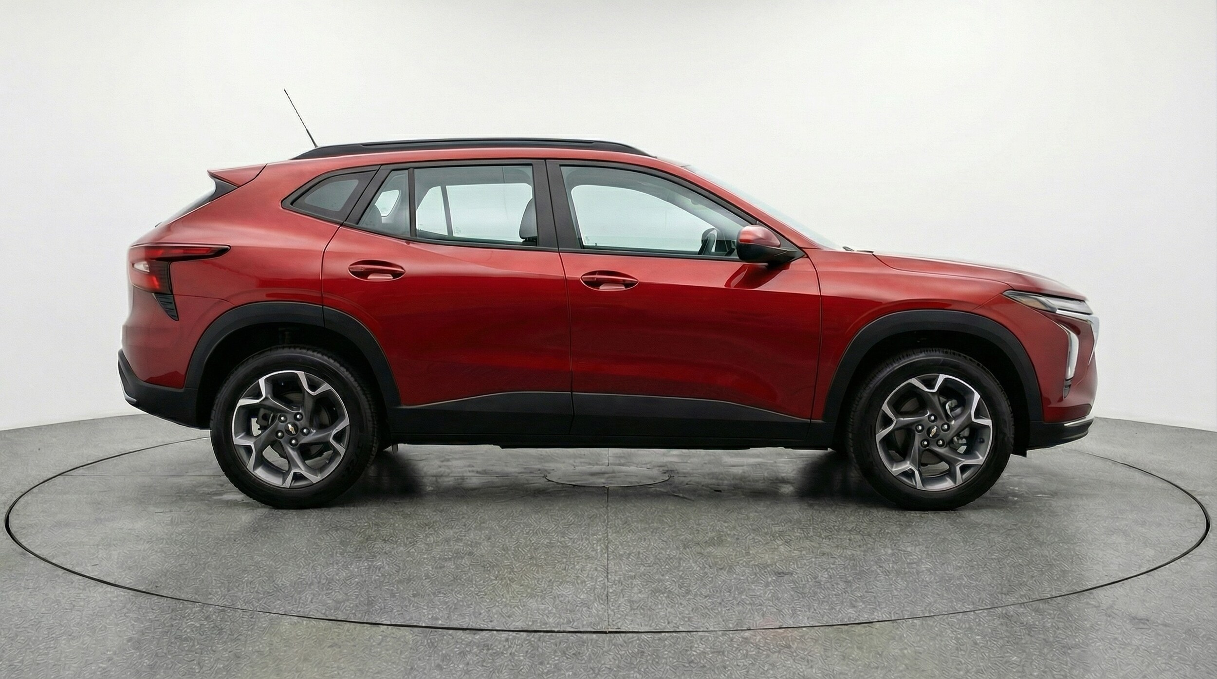 Thumbnail: 2025 Chevrolet Trax - 8
