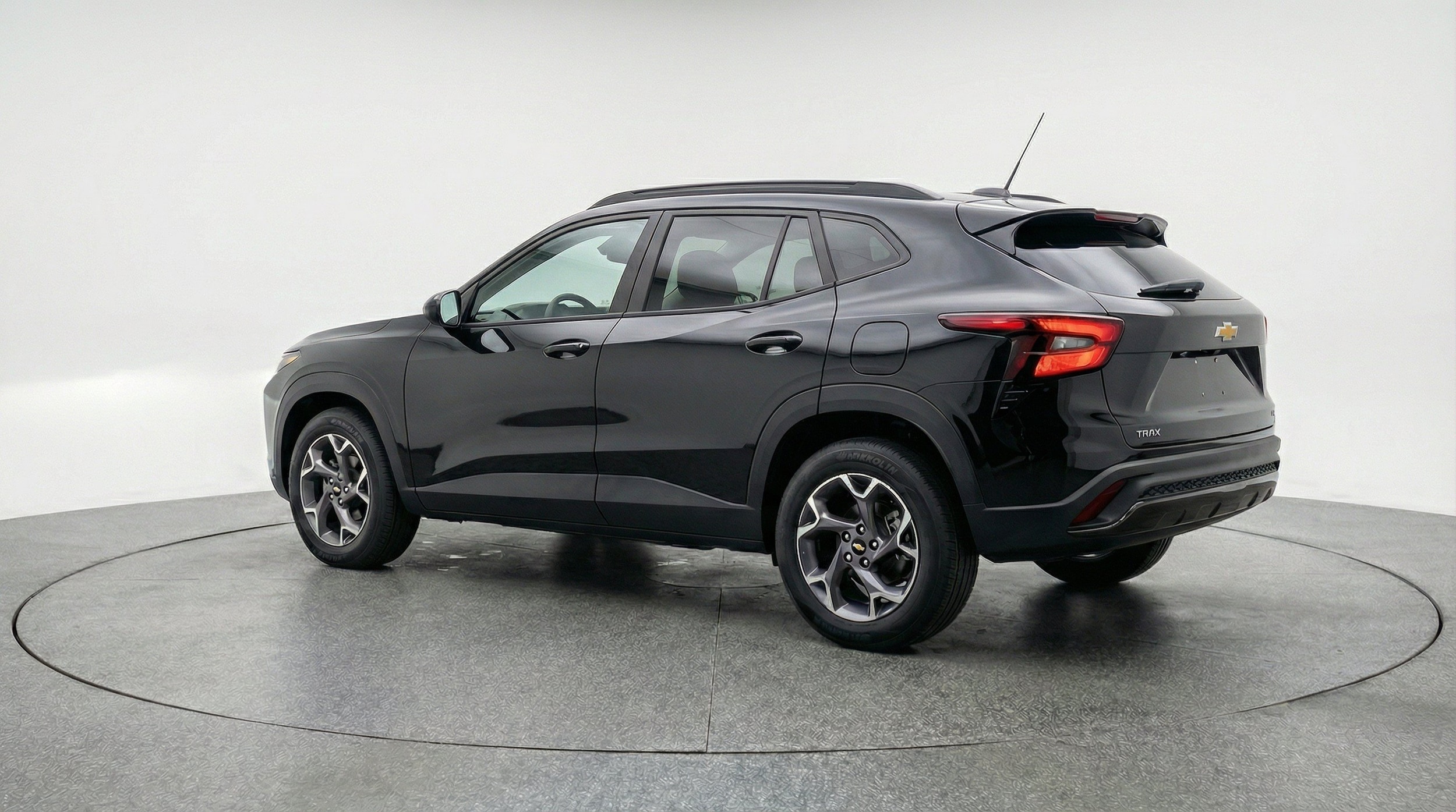 Thumbnail: 2025 Chevrolet Trax - 6