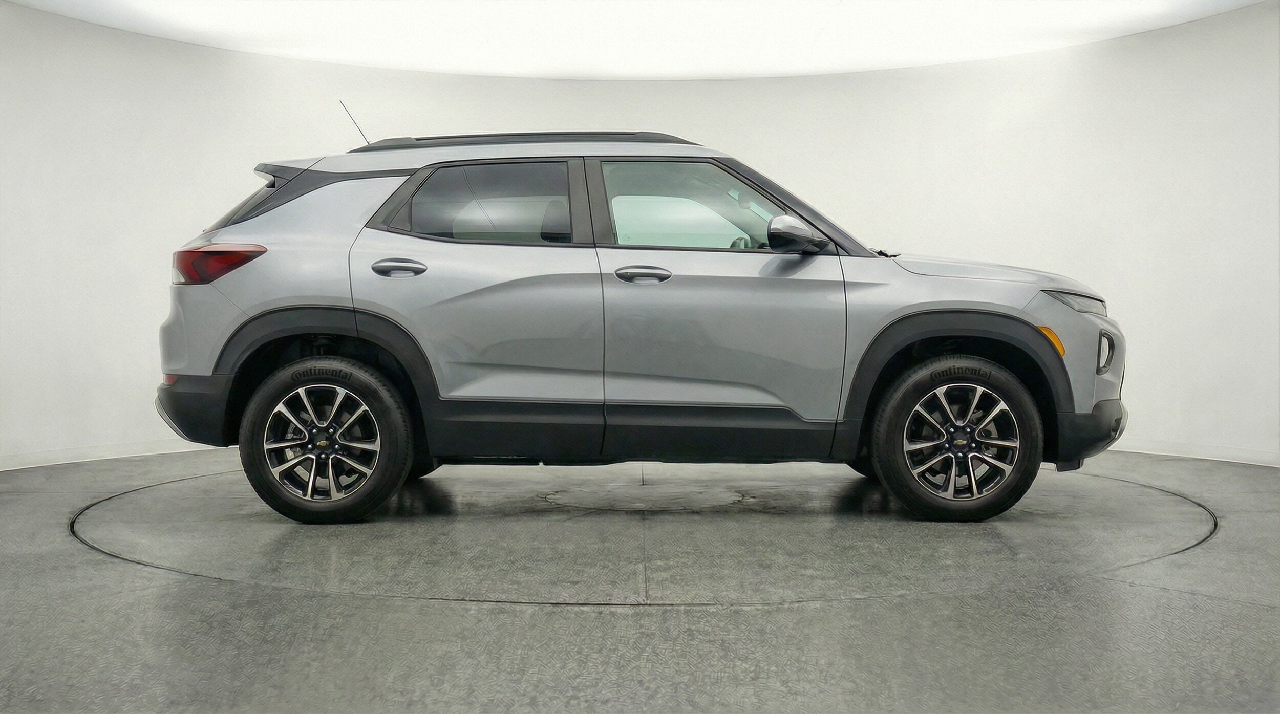 Thumbnail: 2025 Chevrolet TrailBlazer - 8