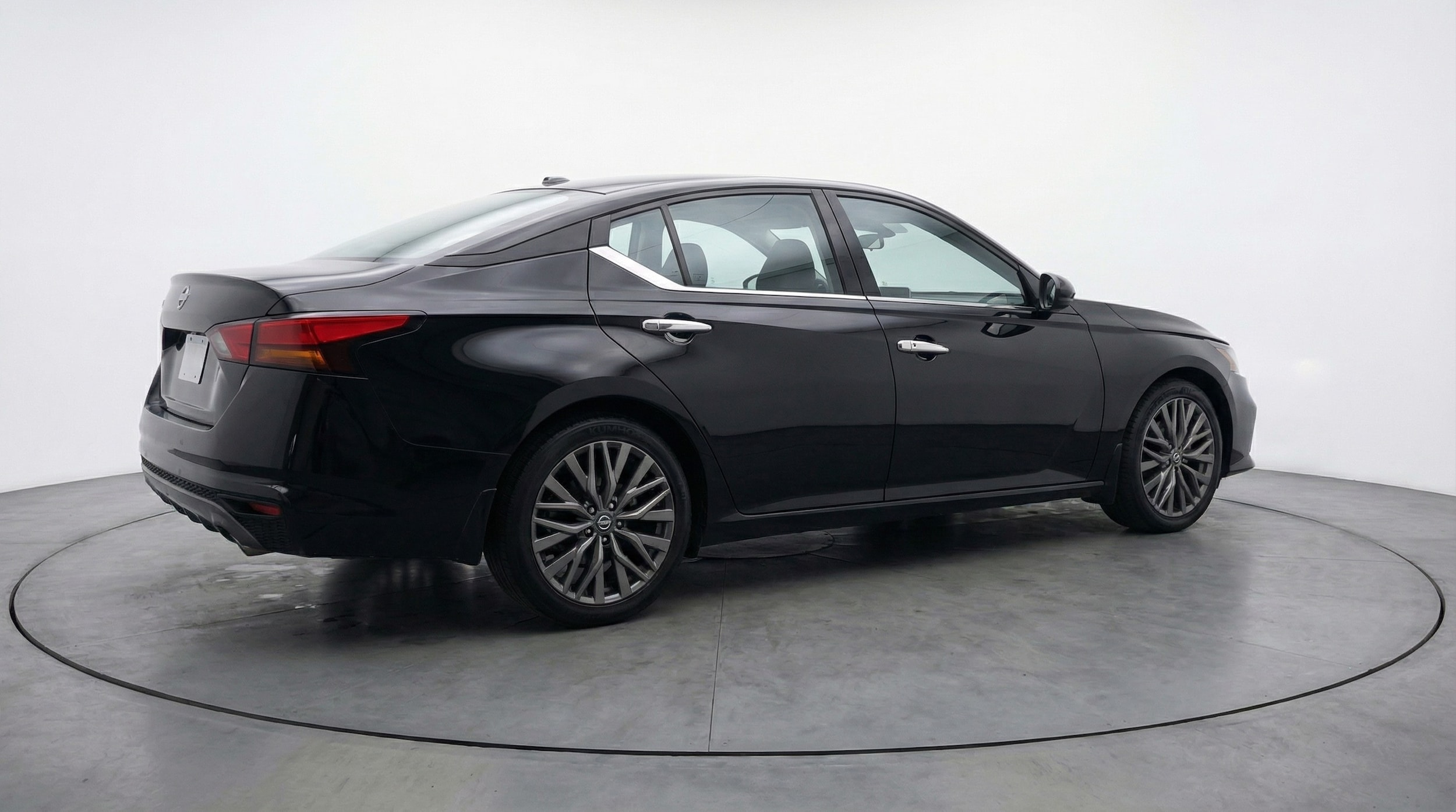 Thumbnail: 2025 Nissan Altima - 7