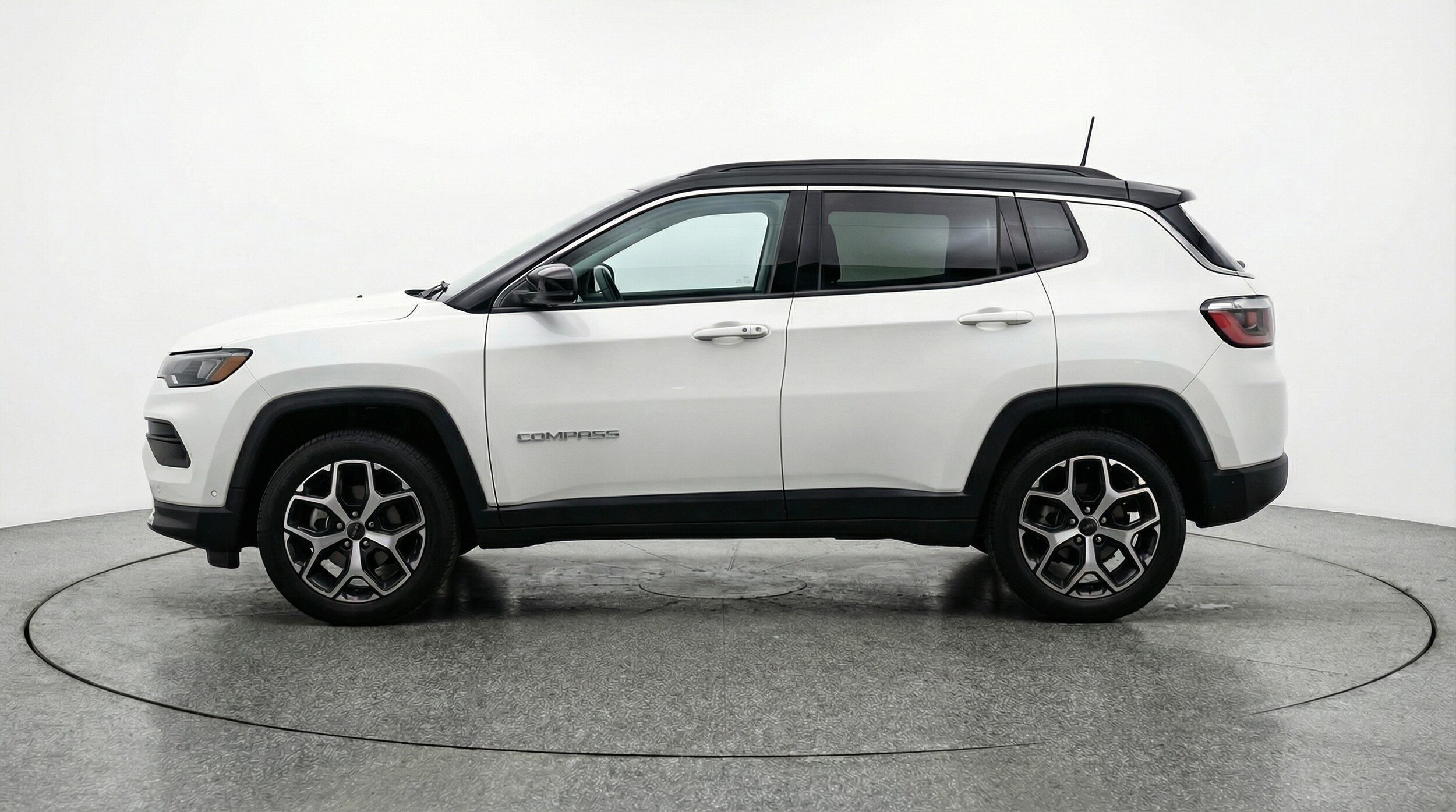 Thumbnail: 2025 Jeep Compass - 4