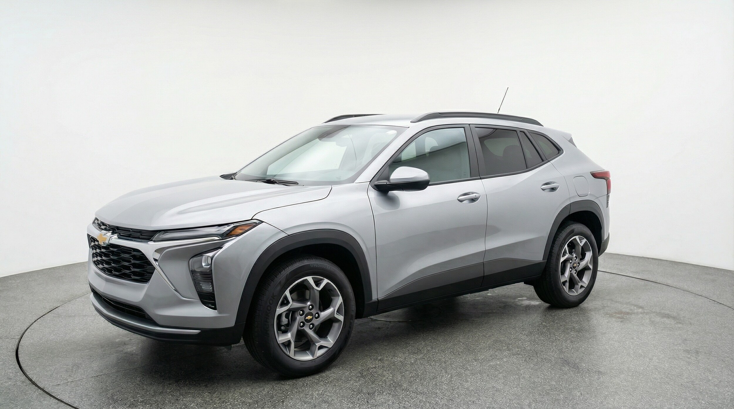 Thumbnail: 2025 Chevrolet Trax - 3