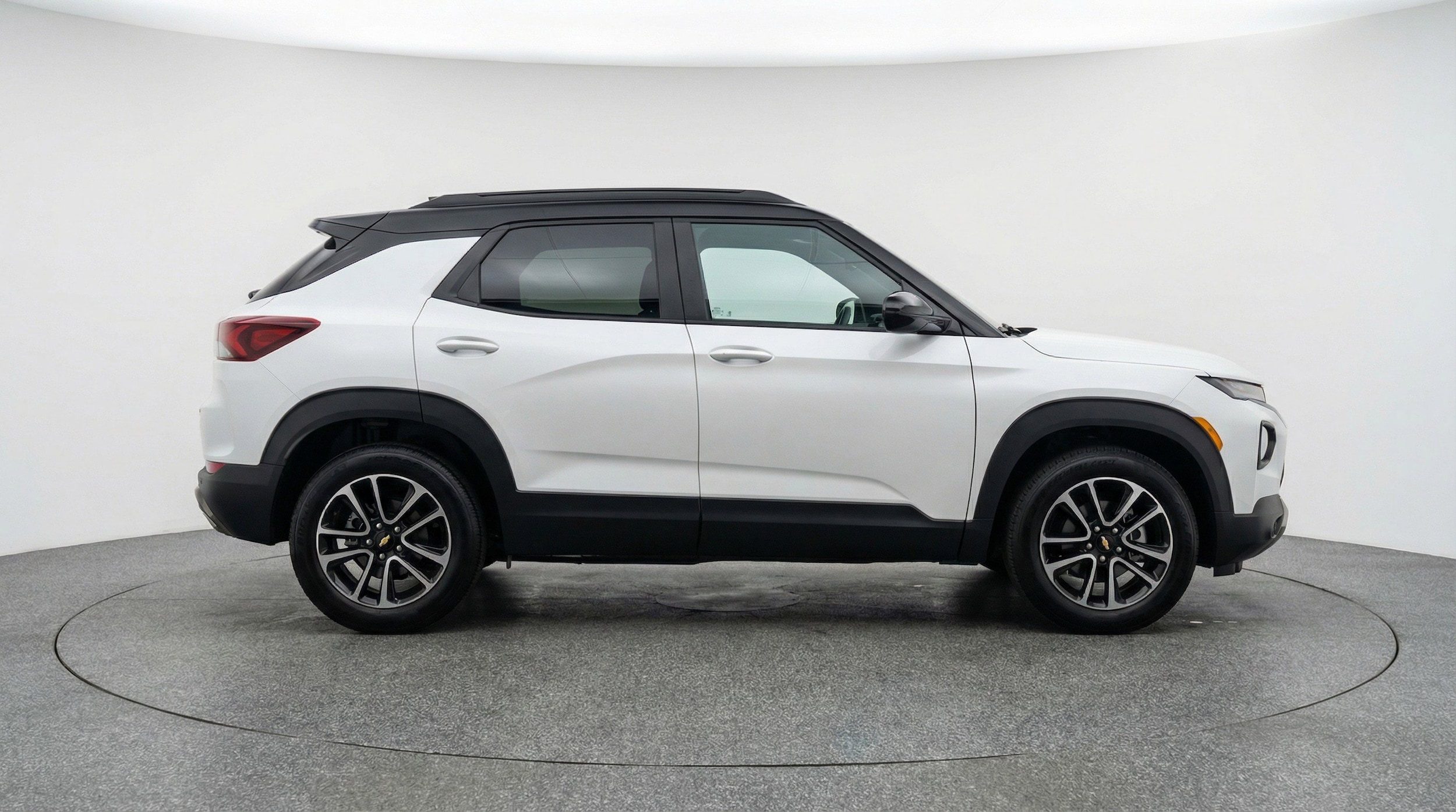 Thumbnail: 2025 Chevrolet TrailBlazer - 11