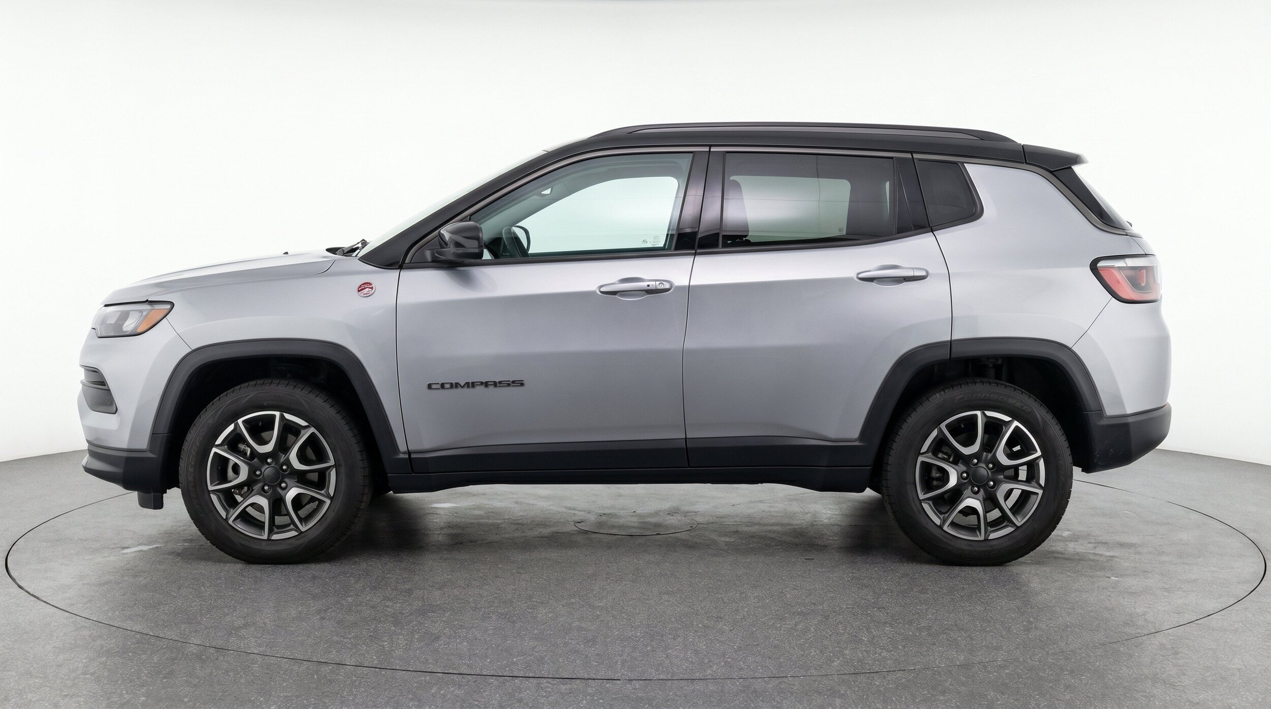 Thumbnail: 2025 Jeep Compass - 5
