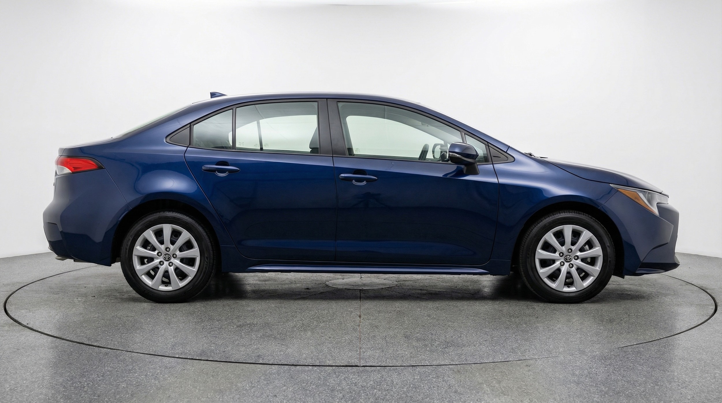 Thumbnail: 2025 Toyota Corolla - 8